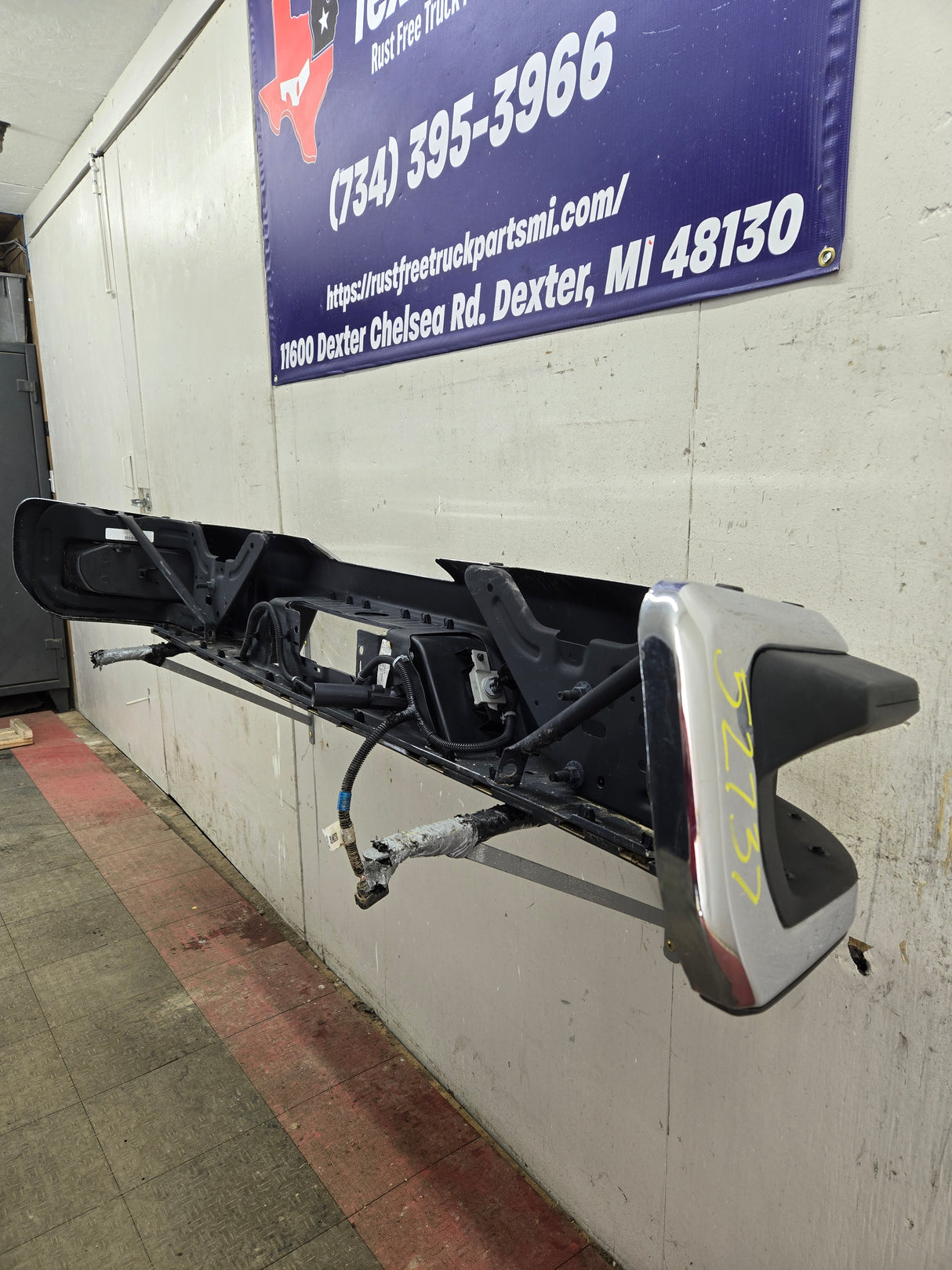 2019-2025 Chevrolet Silverado / GMC Sierra 2500 3500 HD Rear Bumper