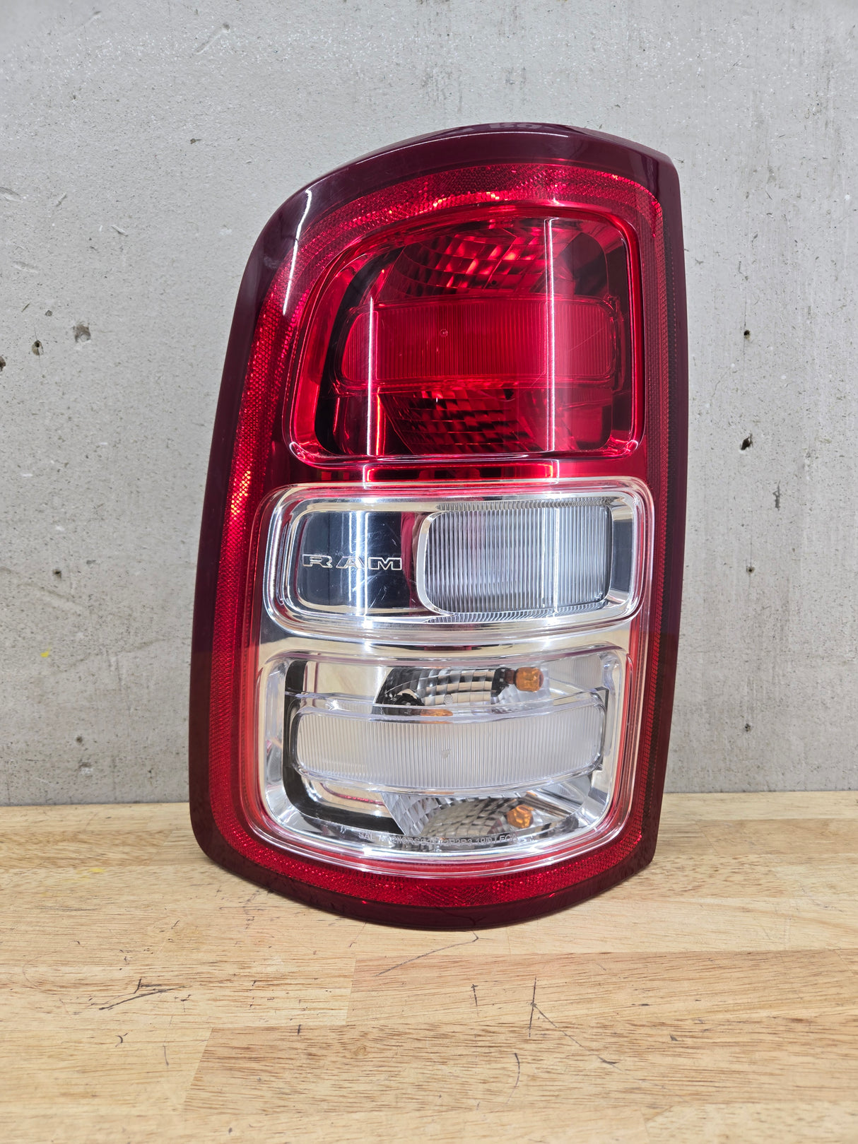 2019-2024 5th Gen Dodge Ram 2500 3500 LH Driver Side Tail Light Halogen 68361715AD