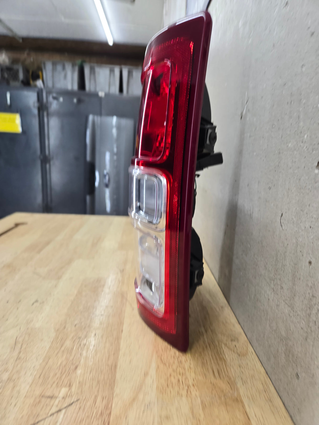 2019-2024 5th Gen Dodge Ram 2500 3500 LH Driver Side Tail Light Halogen 68361715AD