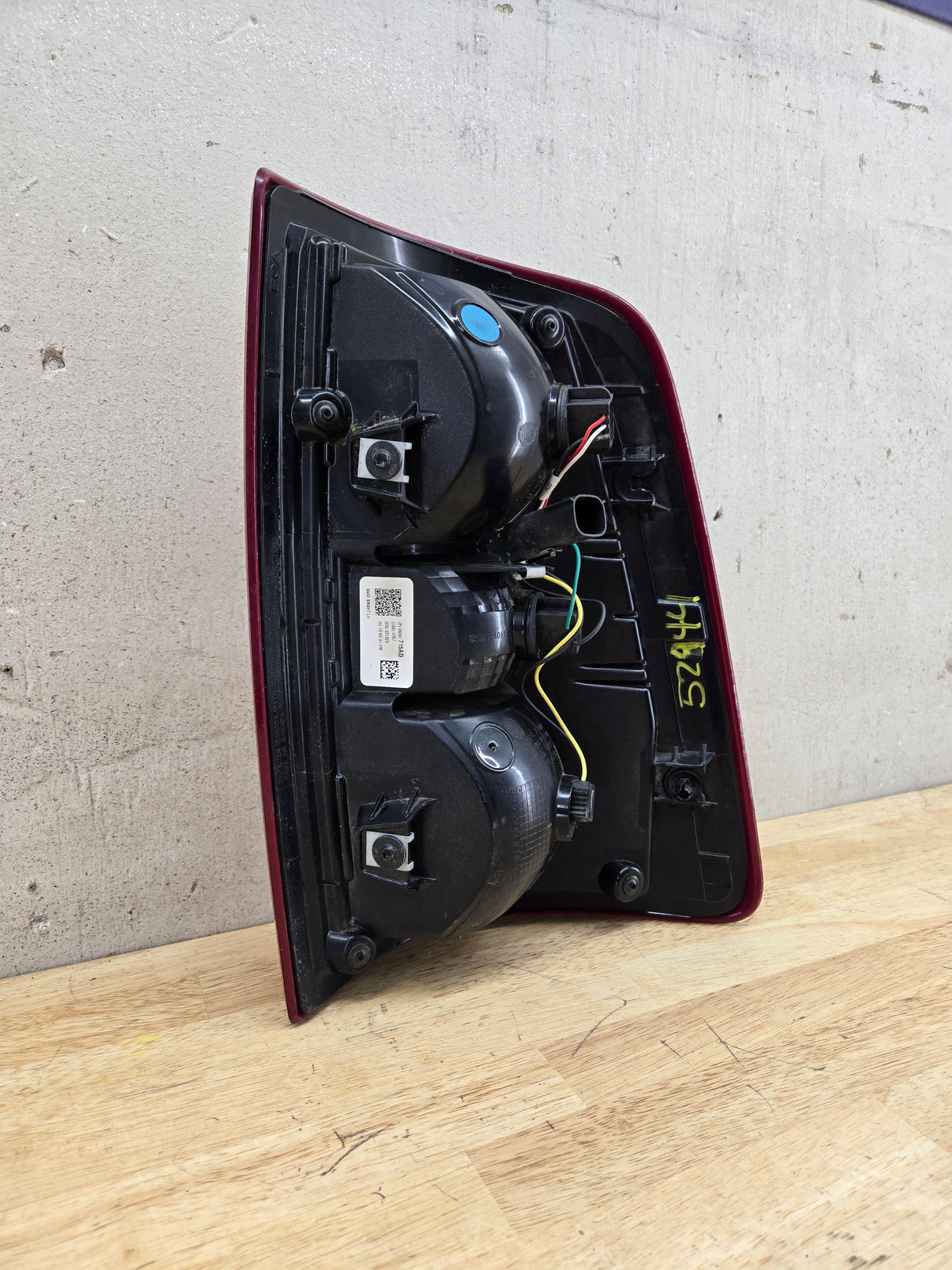 2019-2024 5th Gen Dodge Ram 2500 3500 LH Driver Side Tail Light Halogen 68361715AD