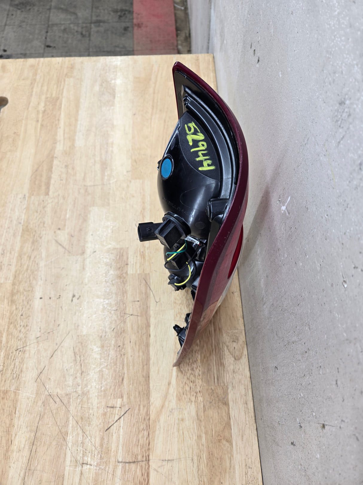 2019-2024 5th Gen Dodge Ram 2500 3500 LH Driver Side Tail Light Halogen 68361715AD