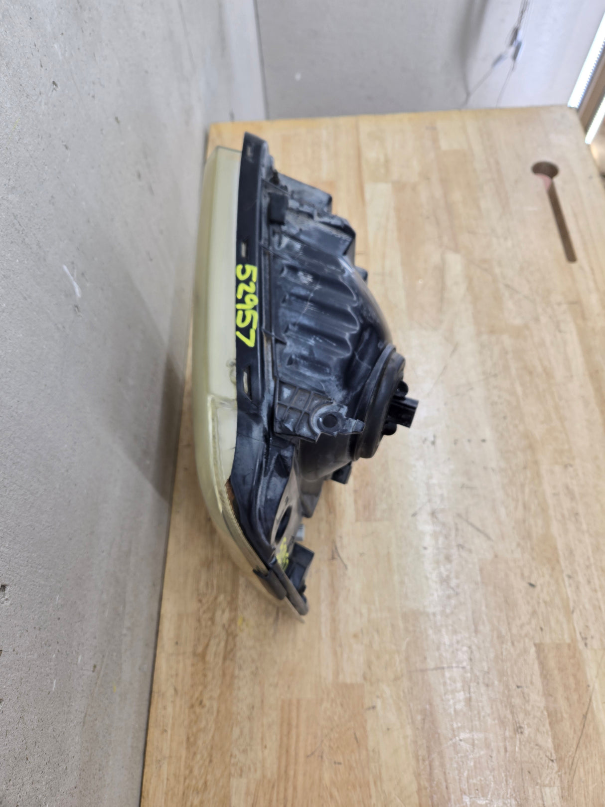 2005-2007 Ford Super Duty F250 F350 F450 F550 LH Left Driver Side Composite Head Light 5C34-13006-A