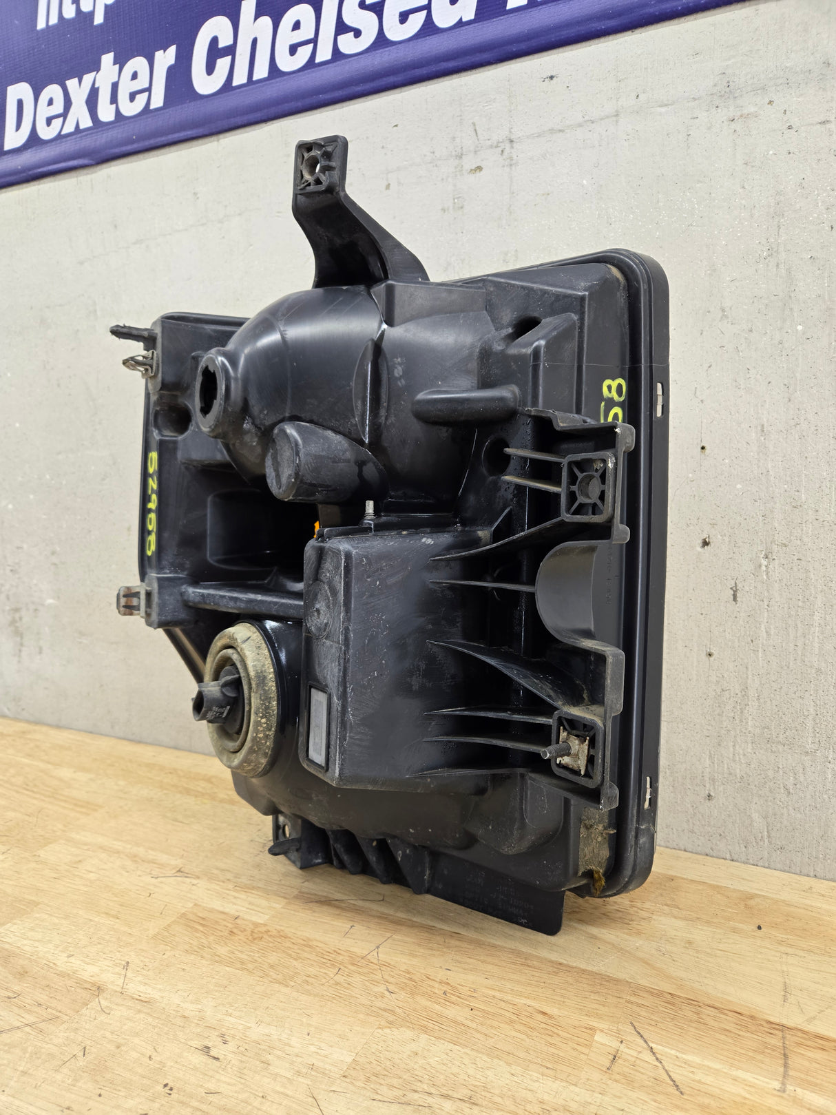 2008-2010 Ford Super Duty F250 F350 F450 F550 LH Driver Side Composite Head Light 44ZH-1849B 8C24-13006-A