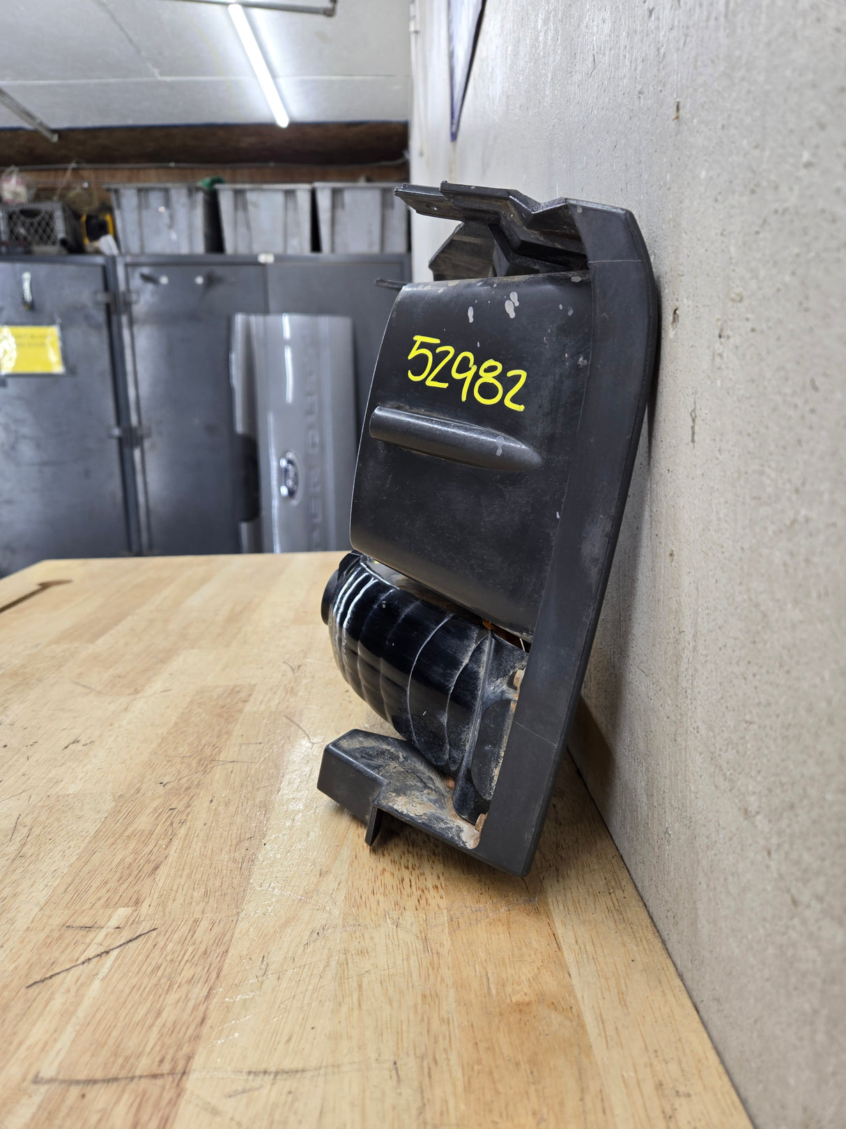 2005-2007 Ford Super Duty F250 F350 F450 F550 LH Left Driver Side Headlight Bezel Park Lamp Signal Corner Light 5C34-13B221-A