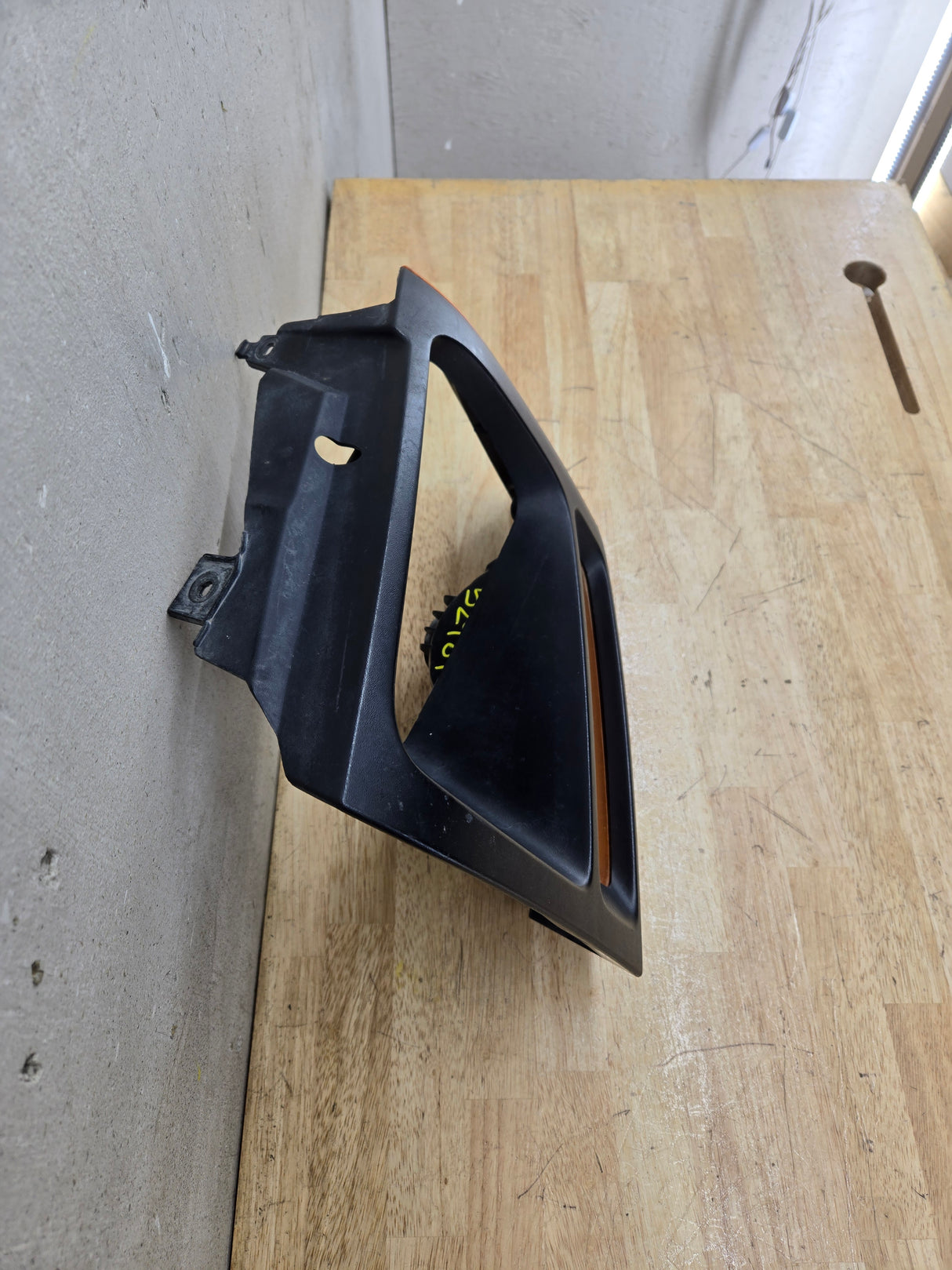 2005-2007 Ford Super Duty F250 F350 F450 F550 LH Left Driver Side Headlight Bezel Park Lamp Signal Corner Light 5C34-13B221-A