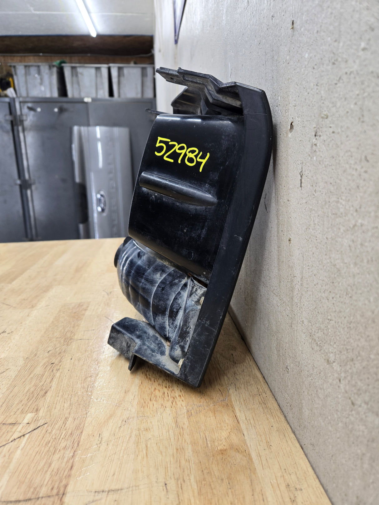 2005-2007 Ford Super Duty F250 F350 F450 F550 LH Left Driver Side Headlight Bezel Park Lamp Signal Corner Light 5C34-13B221-A