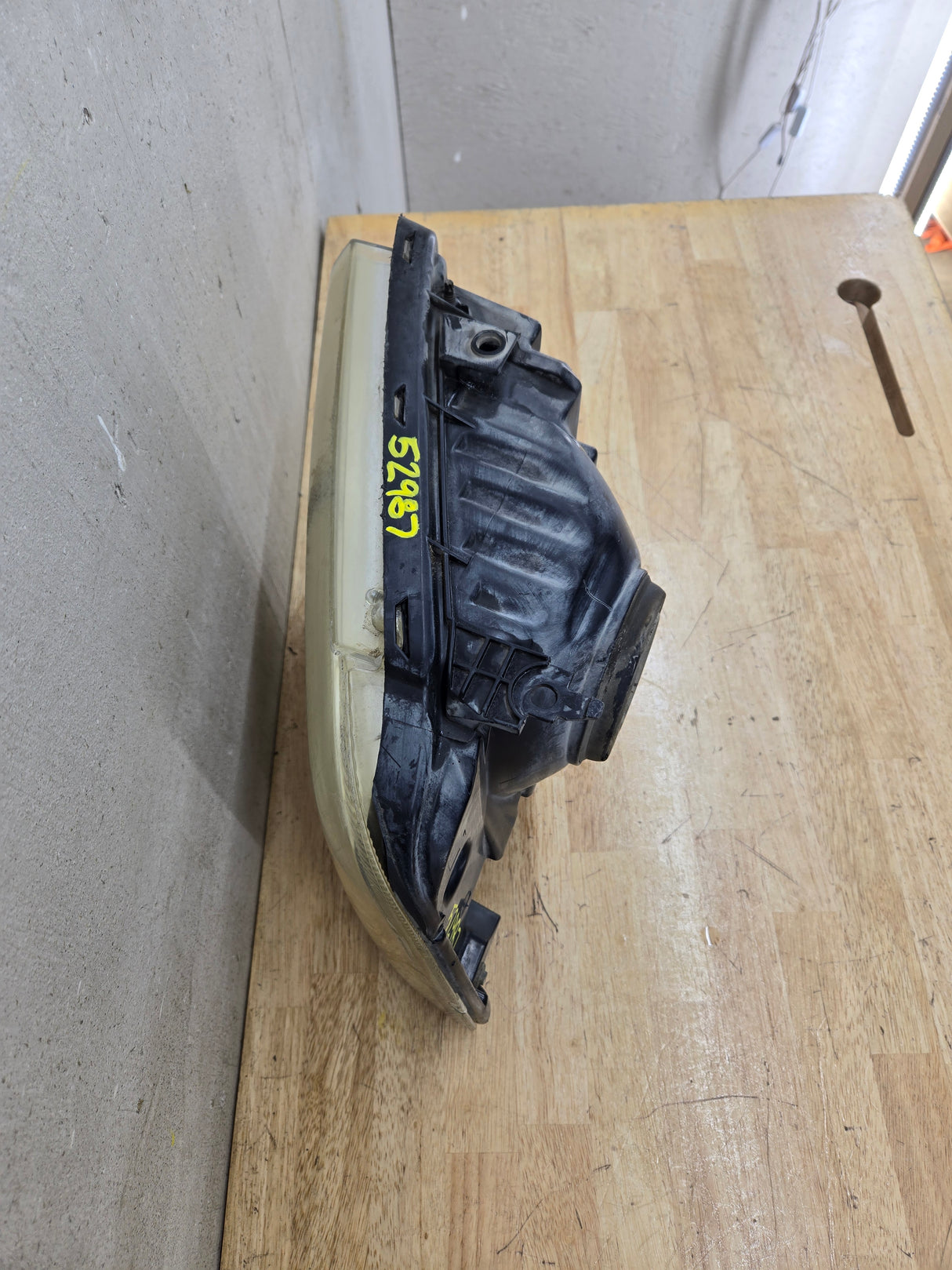 2005-2007 Ford Super Duty F250 F350 F450 F550 LH Left Driver Side Composite Head Light 5C34-13006-A