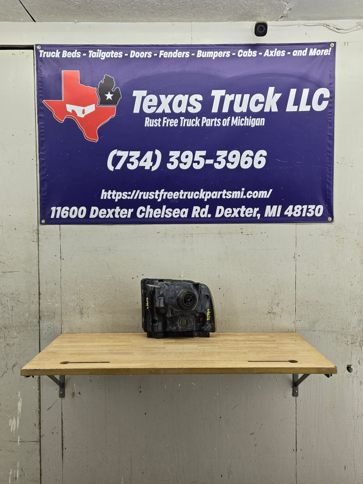 2005-2007 Ford Super Duty F250 F350 F450 F550 RH Passenger Side Composite Head Light 5C34-13006-A