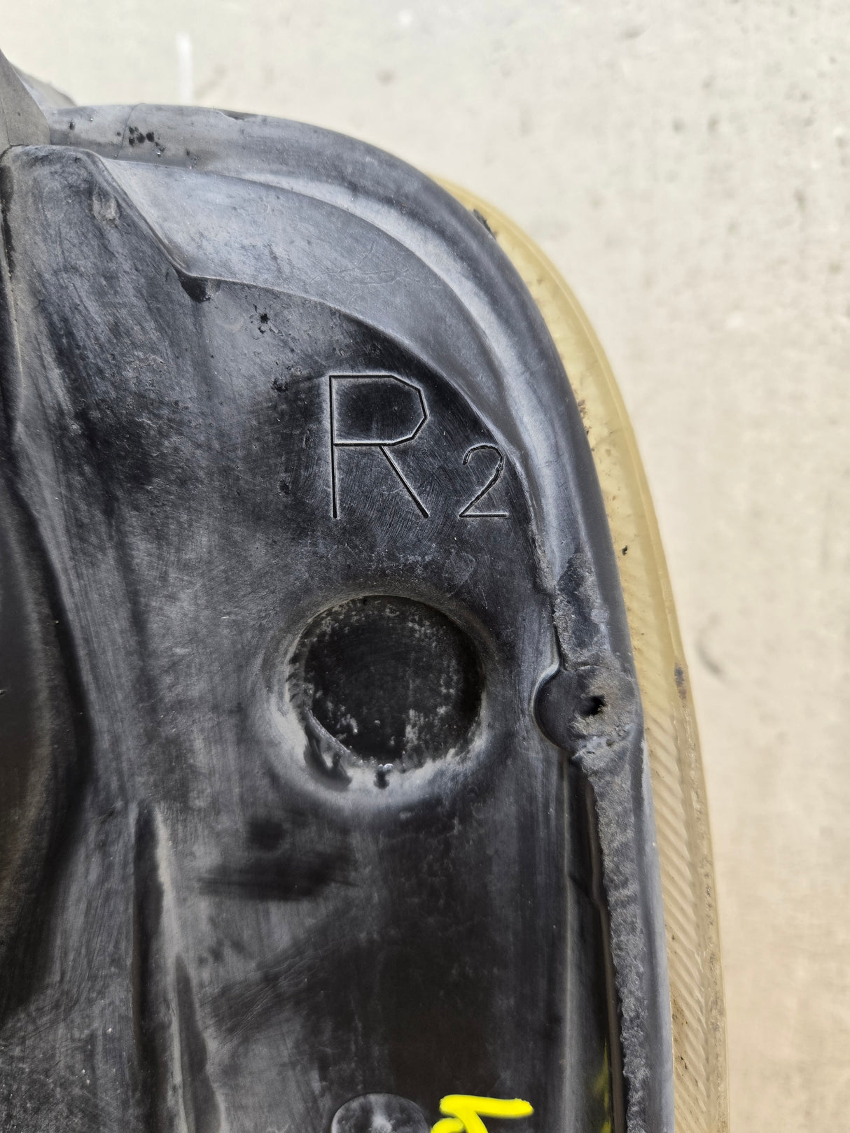 2005-2007 Ford Super Duty F250 F350 F450 F550 RH Passenger Side Composite Head Light 5C34-13006-A