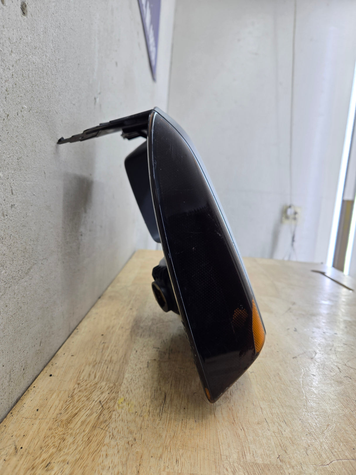 2005-2007 Ford Super Duty F250 F350 F450 F550 RH Right Passenger Headlight Bezel Park Lamp Signal Corner Light 5C34-13B220-A