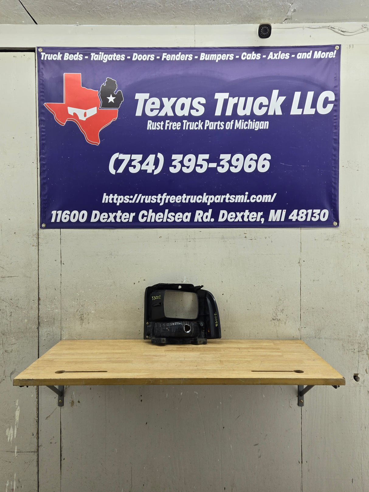 2005-2007 Ford Super Duty F250 F350 F450 F550 RH Right Passenger Headlight Bezel Park Lamp Signal Corner Light 5C34-13B220-A