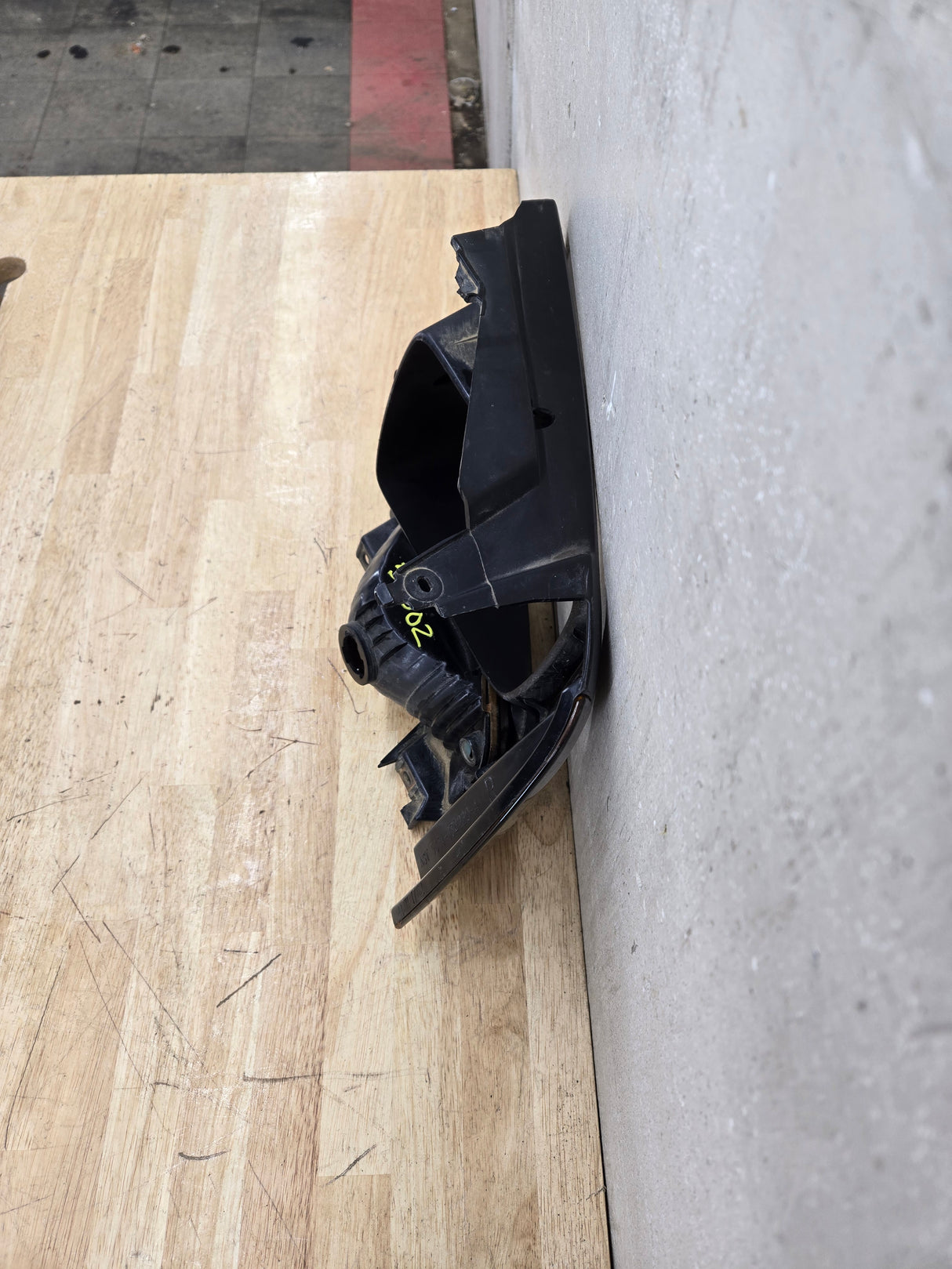 2005-2007 Ford Super Duty F250 F350 F450 F550 RH Right Passenger Headlight Bezel Park Lamp Signal Corner Light 5C34-13B220-A