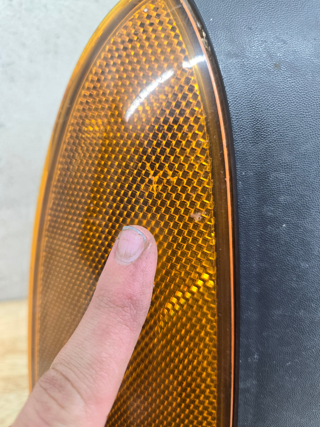 2005-2007 Ford Super Duty F250 F350 F450 F550 RH Right Passenger Headlight Bezel Park Lamp Signal Corner Light 5C34-13B220-A