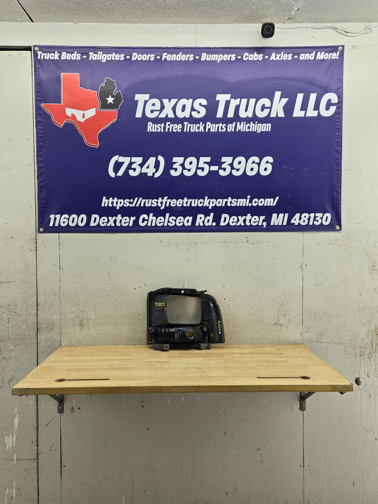 2005-2007 Ford Super Duty F250 F350 F450 F550 RH Right Passenger Headlight Bezel Park Lamp Signal Corner Light 5C34-13B220-A