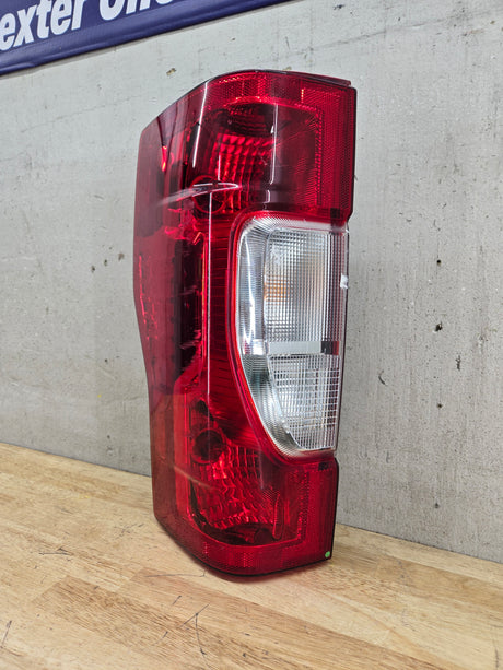 2020-2022 Ford Super Duty F250 F350 F450 F550 LH Driver Side Tail Light Halogen LC3B-13B505-AD