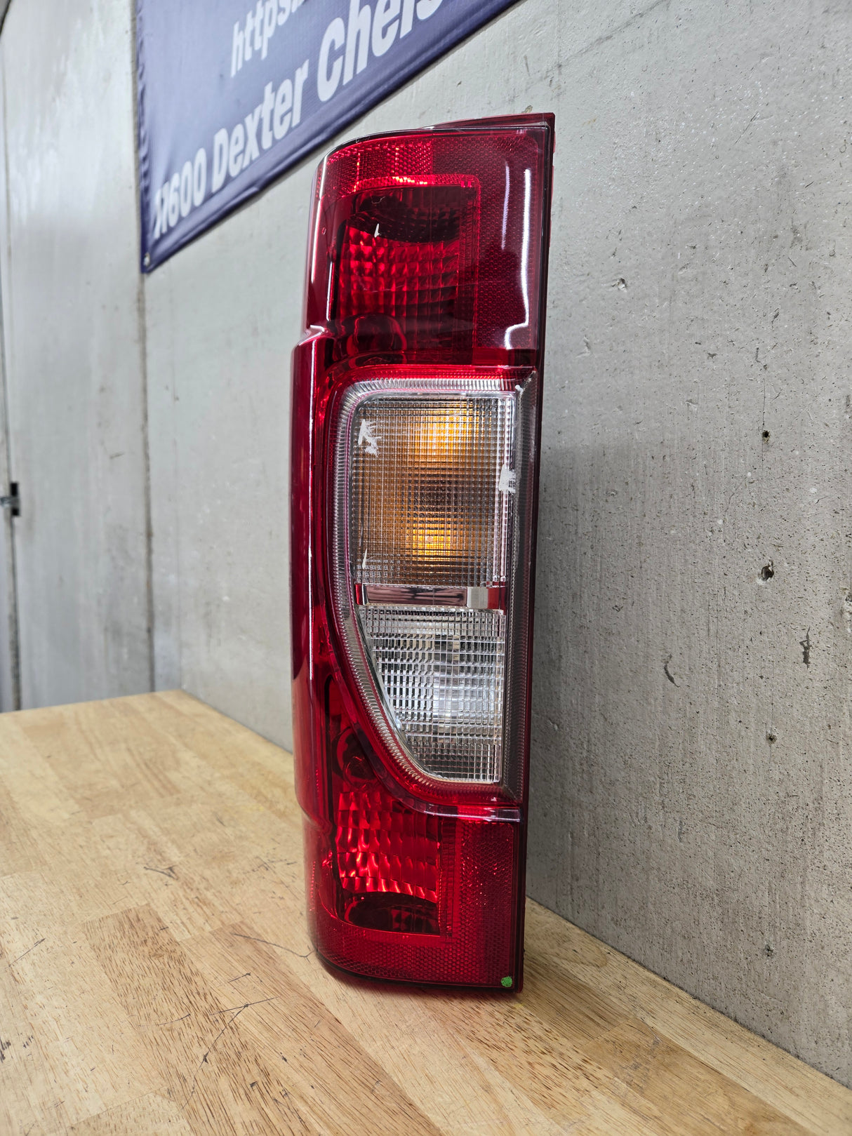 2020-2022 Ford Super Duty F250 F350 F450 F550 LH Driver Side Tail Light Halogen LC3B-13B505-AD