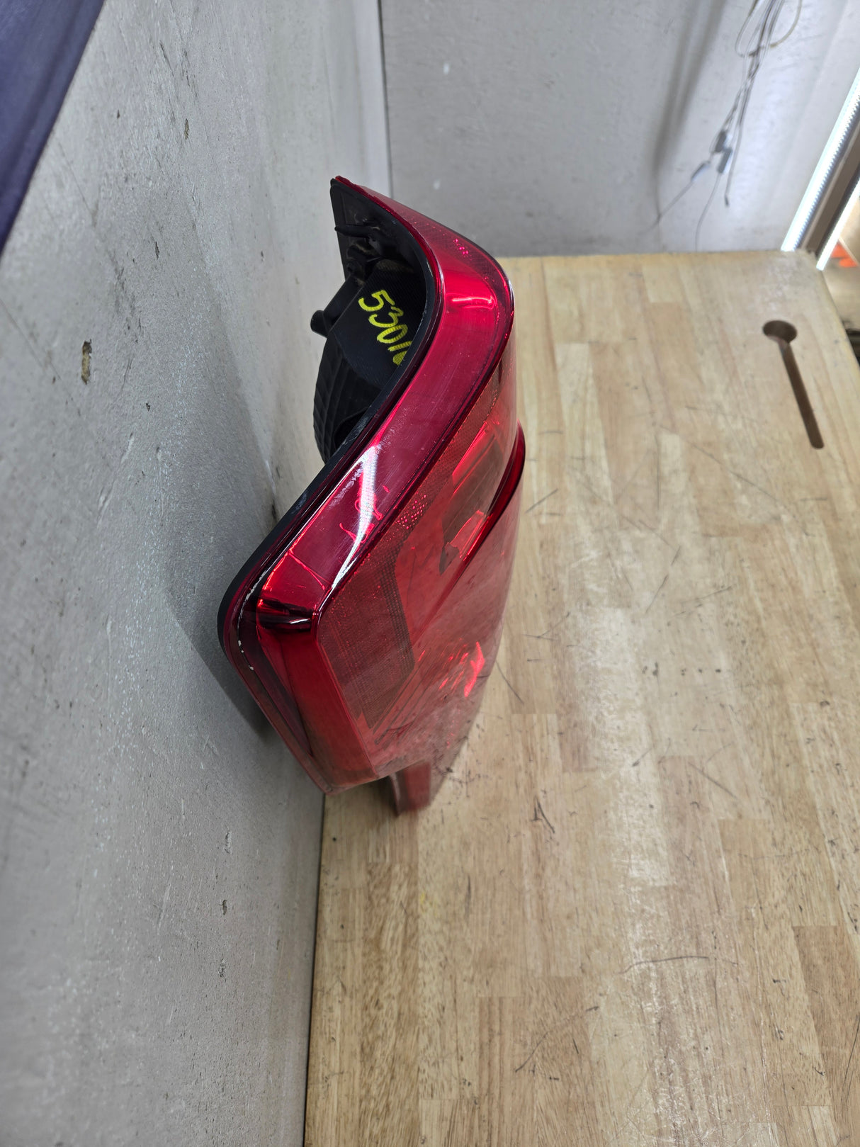 2020-2022 Ford Super Duty F250 F350 F450 F550 LH Driver Side Tail Light Halogen LC3B-13B505-AD