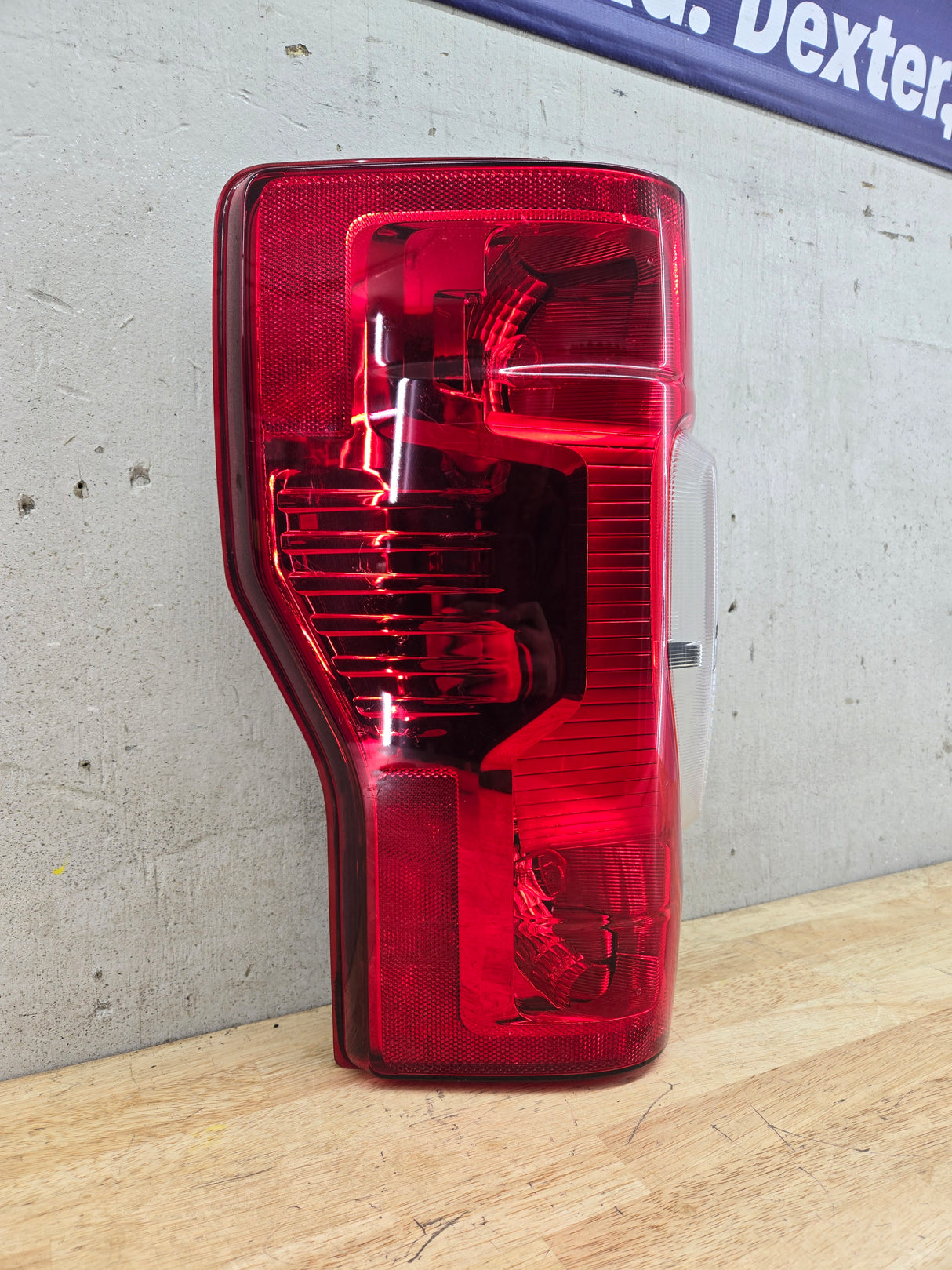 2020-2022 Ford Super Duty F250 F350 F450 F550 LH Driver Side Tail Light Halogen LC3B-13B505-AD