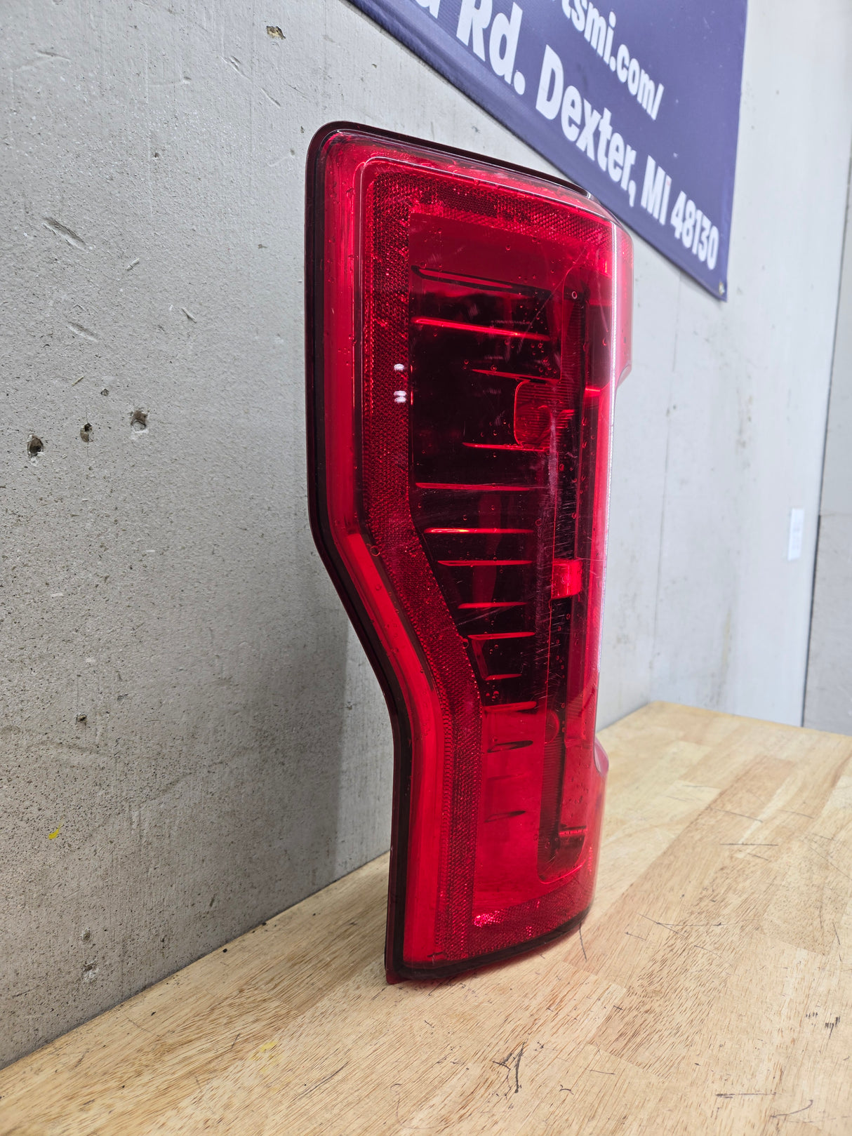 2017-2019 Ford Super Duty F250 F350 F450 F550 LH Driver Side Tail Light Halogen HC3B-13B505-AD