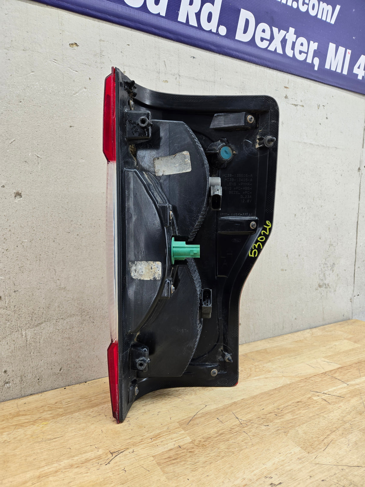 2017-2019 Ford Super Duty F250 F350 F450 F550 LH Driver Side Tail Light Halogen HC3B-13B505-AD