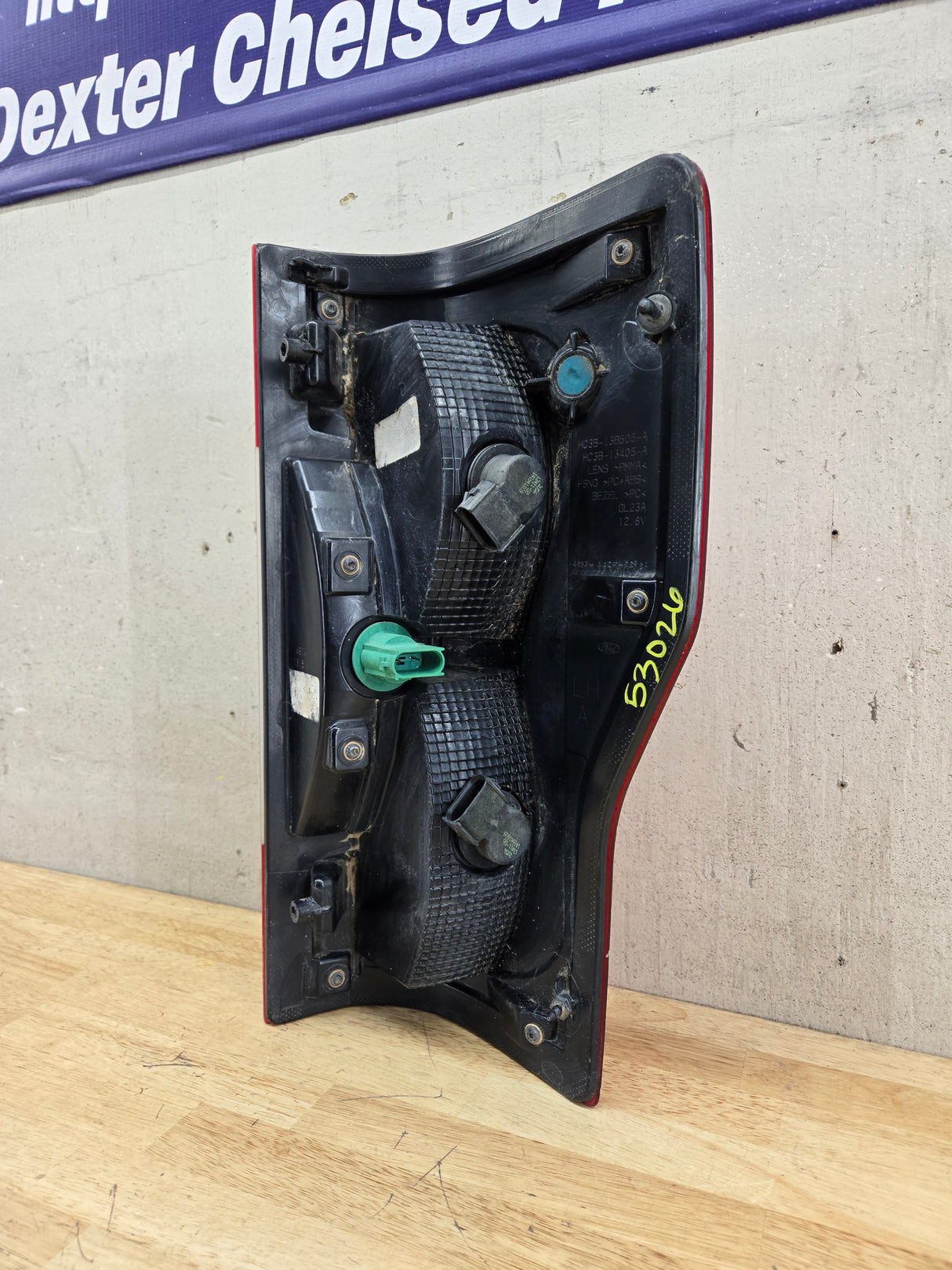 2017-2019 Ford Super Duty F250 F350 F450 F550 LH Driver Side Tail Light Halogen HC3B-13B505-AD