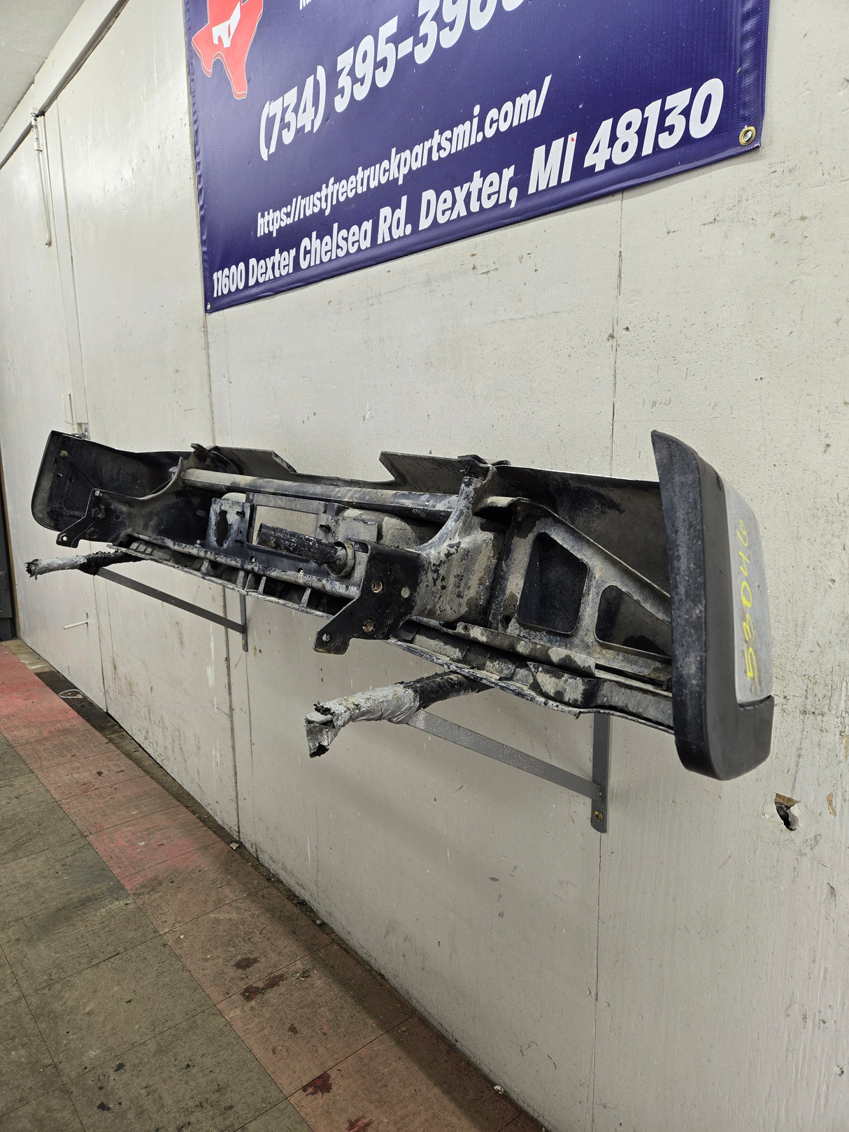 2011-2014 Chevrolet Silverado / GMC Sierra 2500 3500 HD Rear Bumper