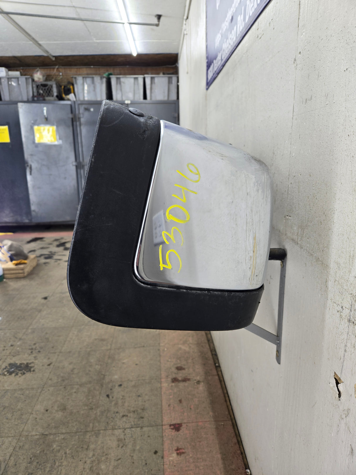 2011-2014 Chevrolet Silverado / GMC Sierra 2500 3500 HD Rear Bumper