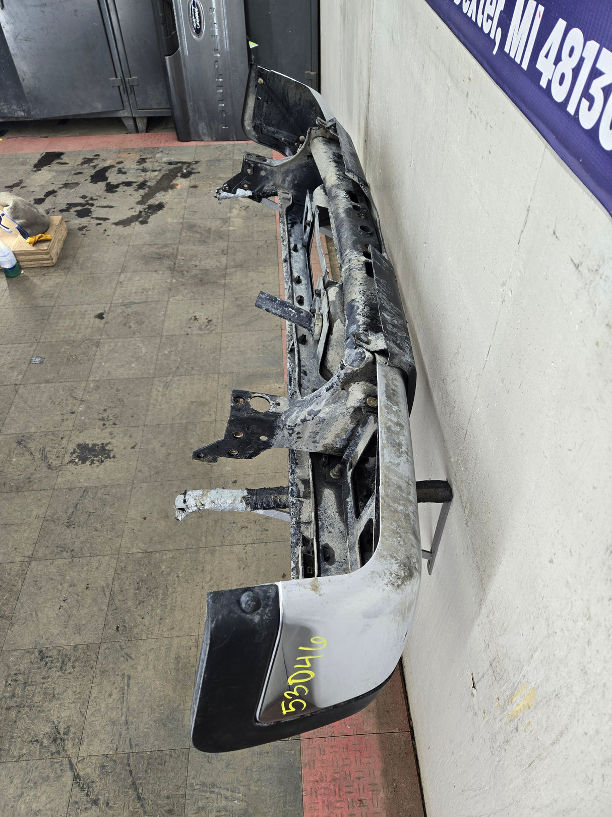 2011-2014 Chevrolet Silverado / GMC Sierra 2500 3500 HD Rear Bumper