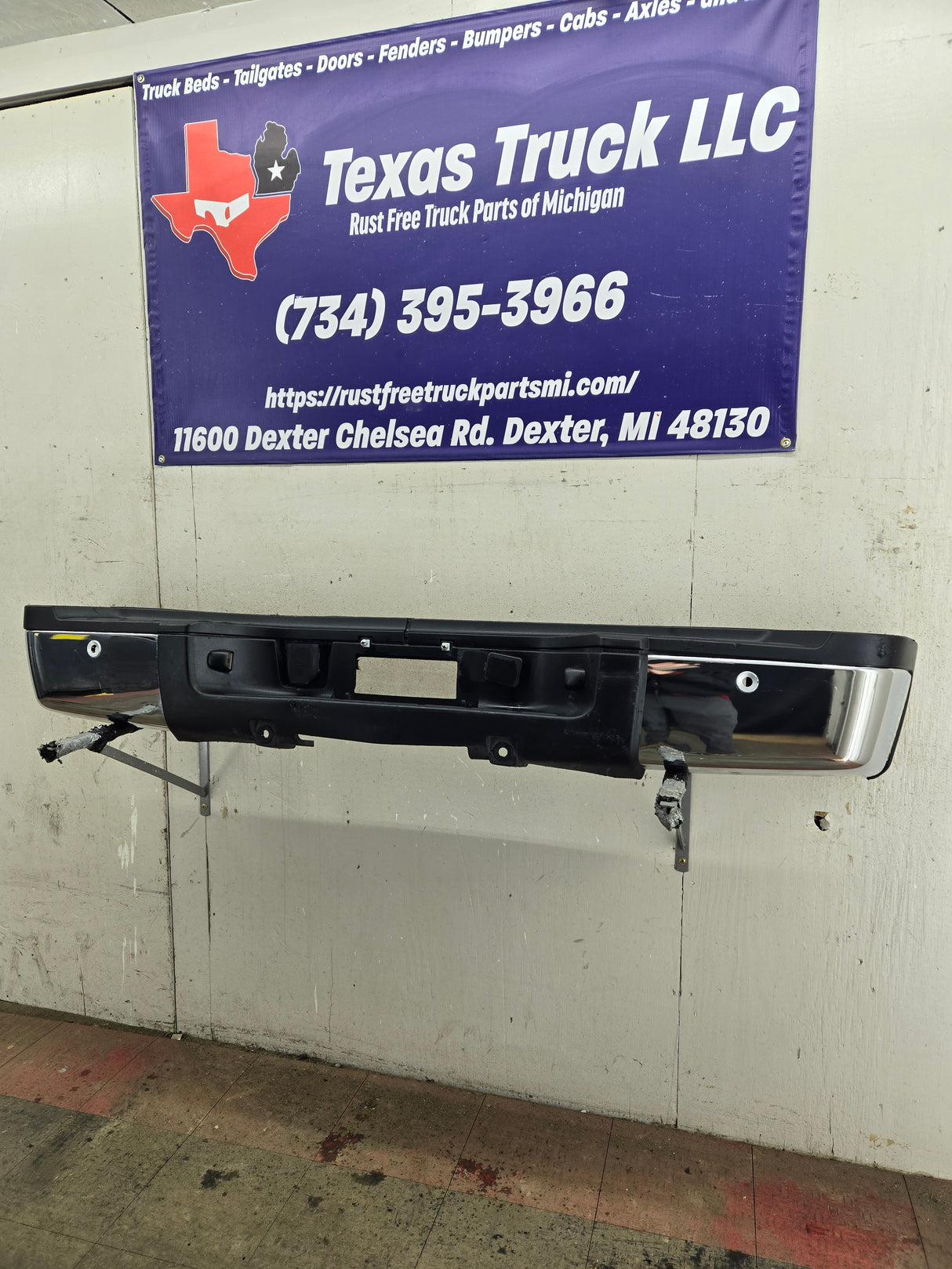 2011-2014 Chevrolet Silverado / GMC Sierra 2500 3500 HD Rear Bumper