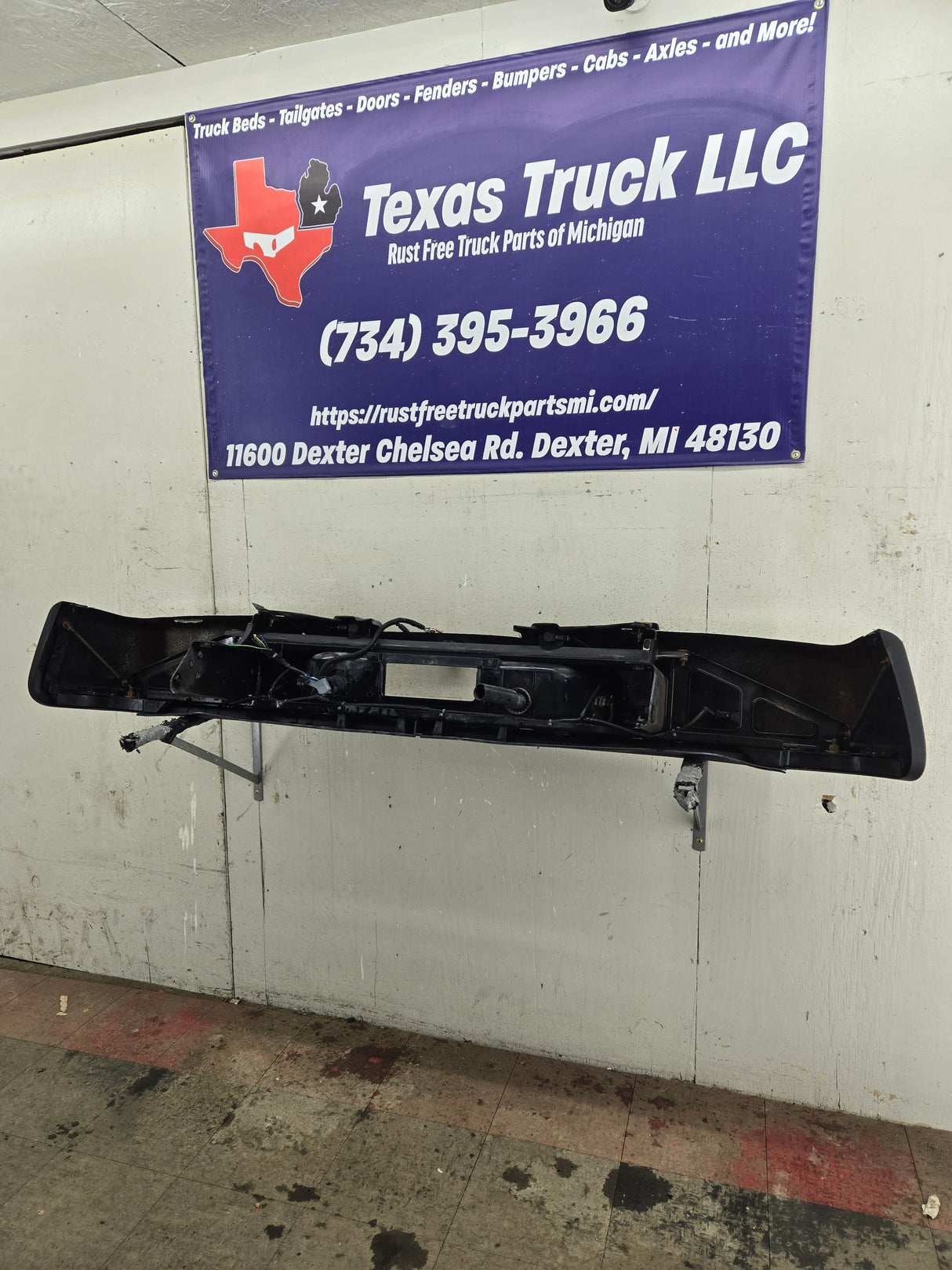 2007-2010 Chevrolet Silverado / GMC Sierra 2500 3500 HD Rear Bumper