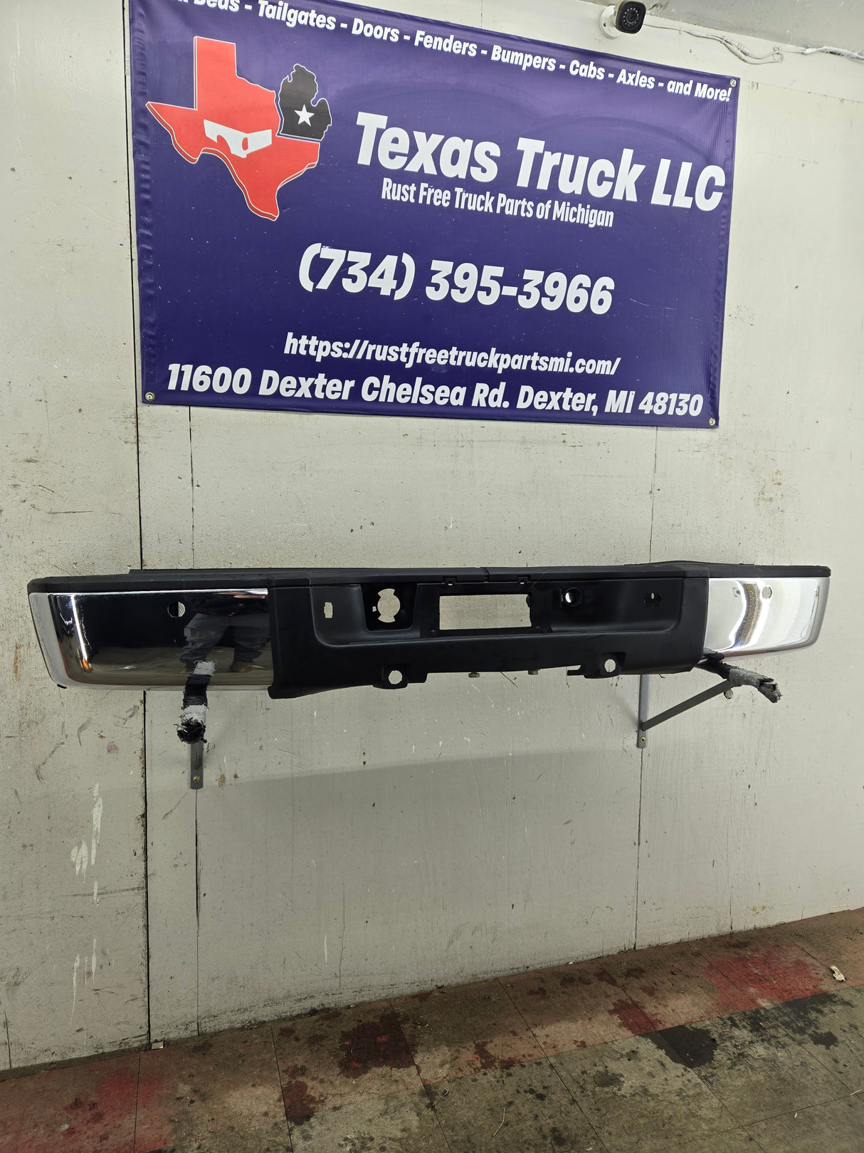 2011-2014 Chevrolet Silverado / GMC Sierra 1500 Rear Bumper