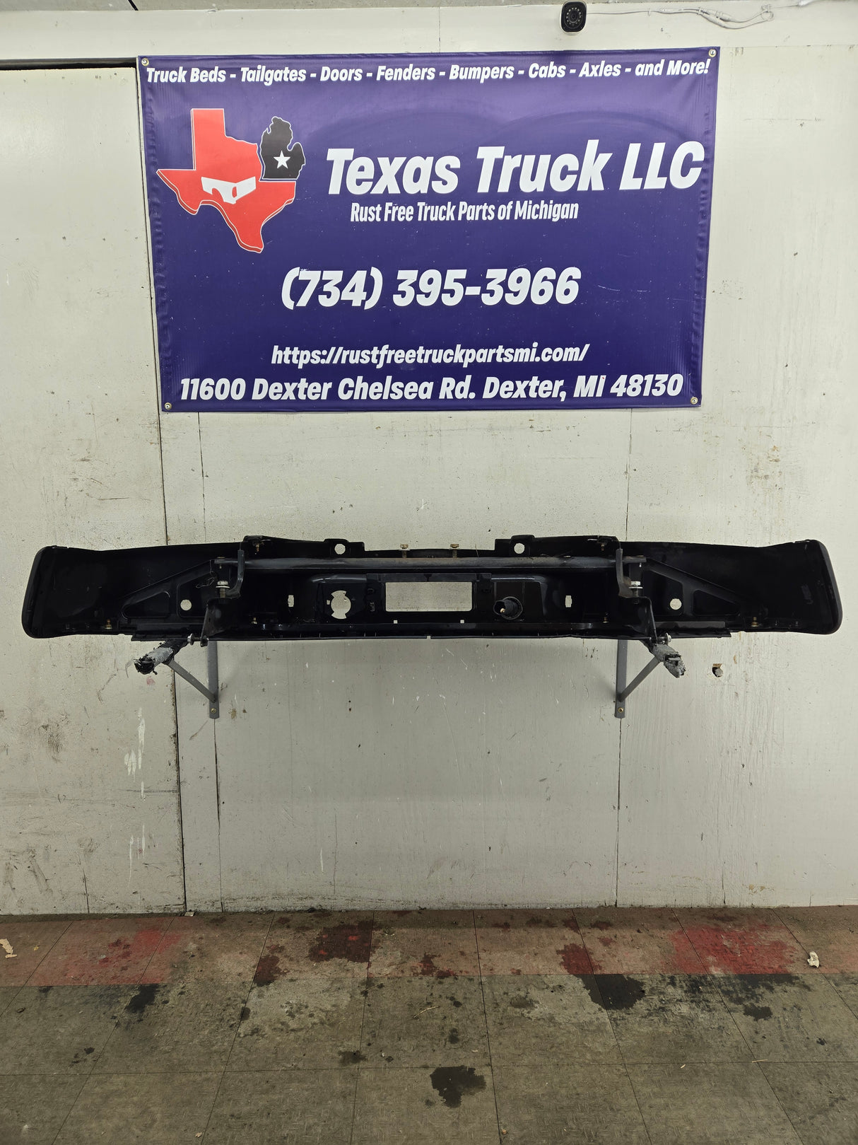 2011-2014 Chevrolet Silverado / GMC Sierra 1500 Rear Bumper