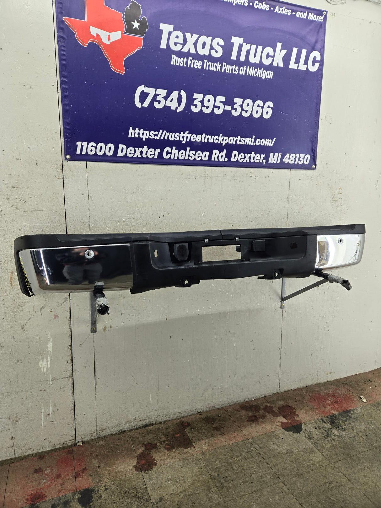 2011-2014 Chevrolet Silverado / GMC Sierra 2500 3500 HD Rear Bumper