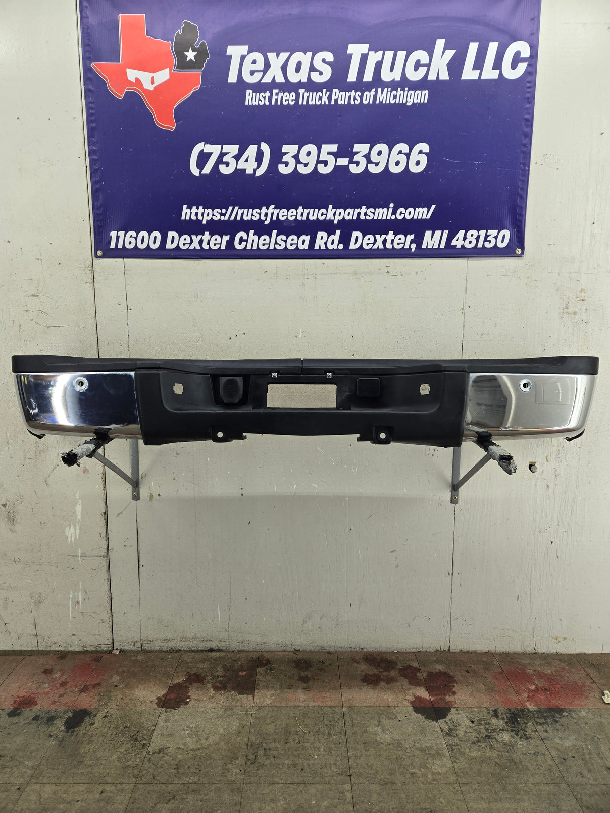 2011-2014 Chevrolet Silverado / GMC Sierra 2500 3500 HD Rear Bumper