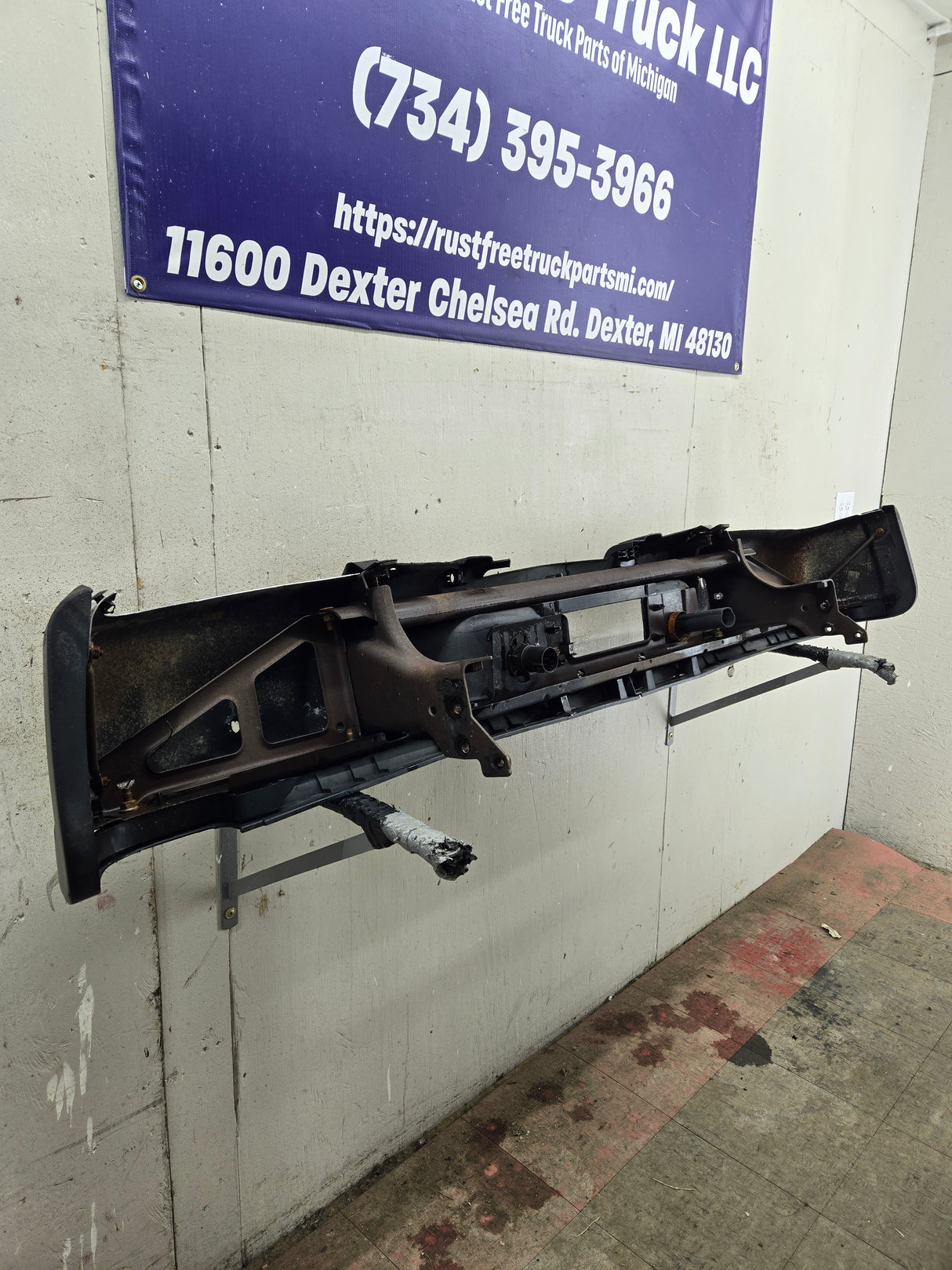 2011-2014 Chevrolet Silverado / GMC Sierra 2500 3500 HD Rear Bumper