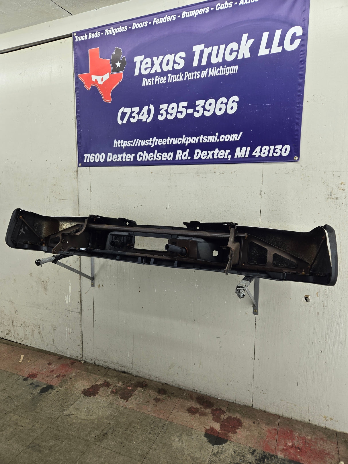 2011-2014 Chevrolet Silverado / GMC Sierra 2500 3500 HD Rear Bumper