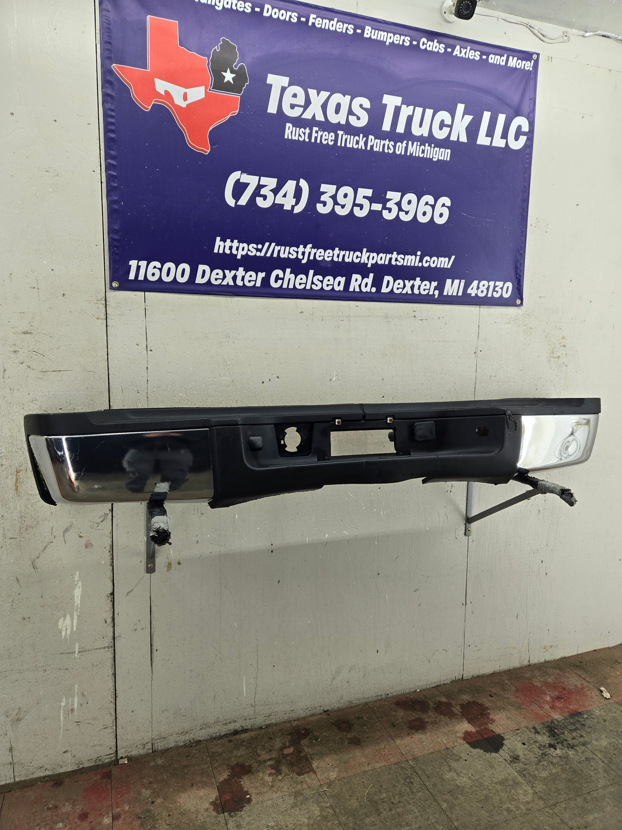 2007-2010 Chevrolet Silverado / GMC Sierra 2500 3500 HD Rear Bumper