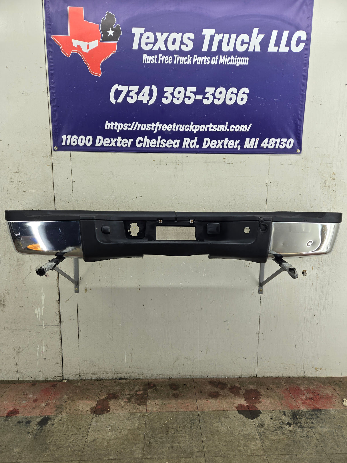 2007-2010 Chevrolet Silverado / GMC Sierra 2500 3500 HD Rear Bumper
