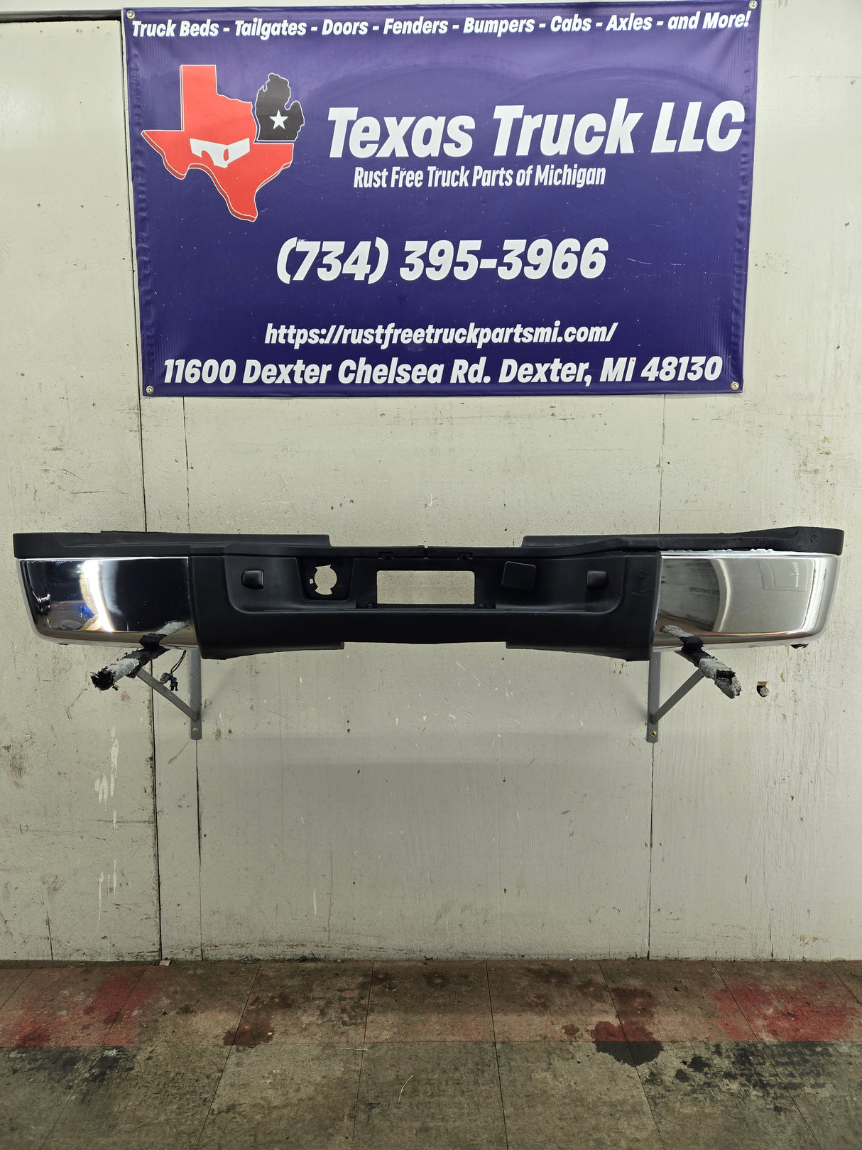 2011-2014 Chevrolet Silverado / GMC Sierra 2500 3500 HD Rear Bumper