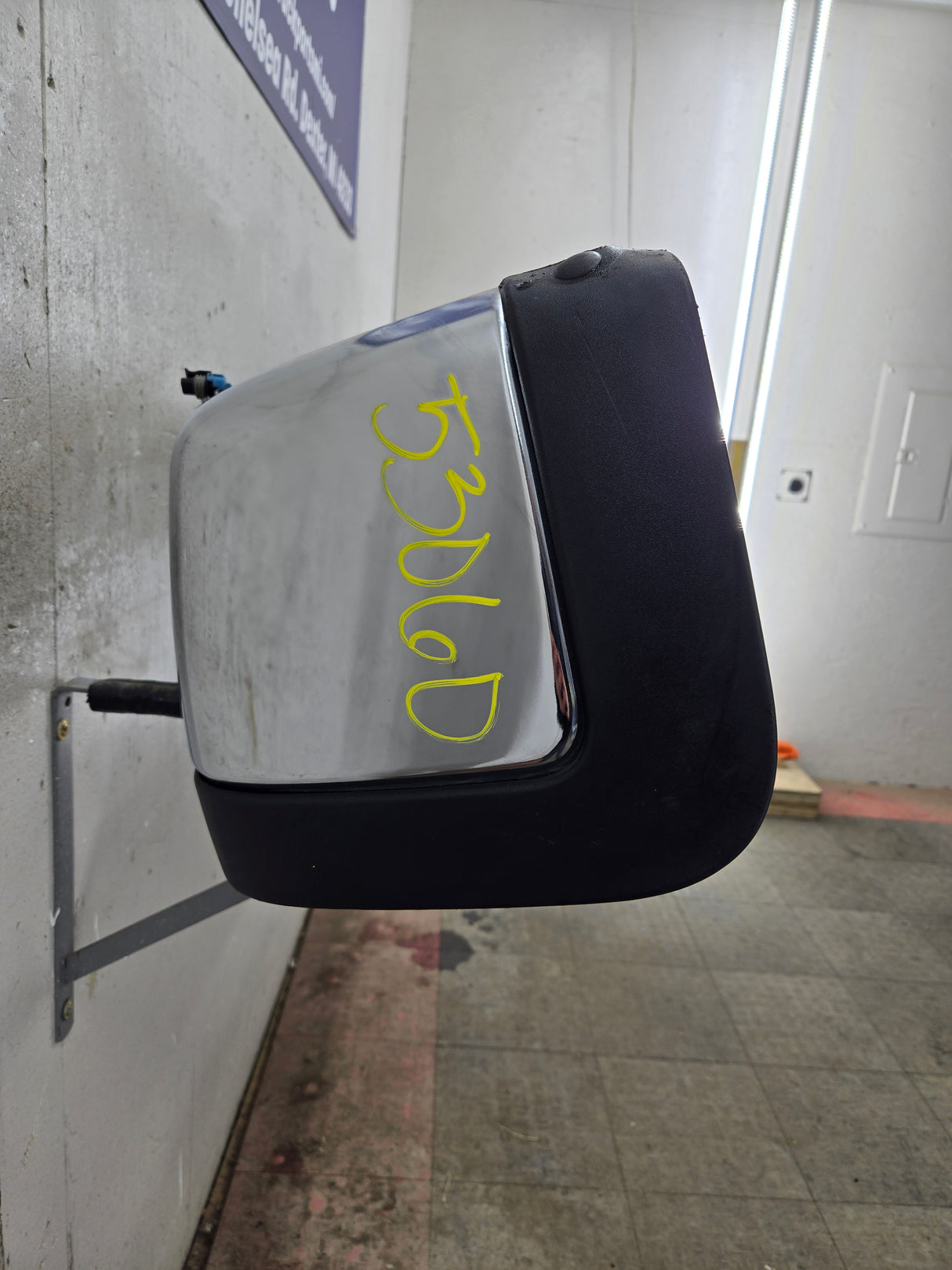 2011-2014 Chevrolet Silverado / GMC Sierra 2500 3500 HD Rear Bumper