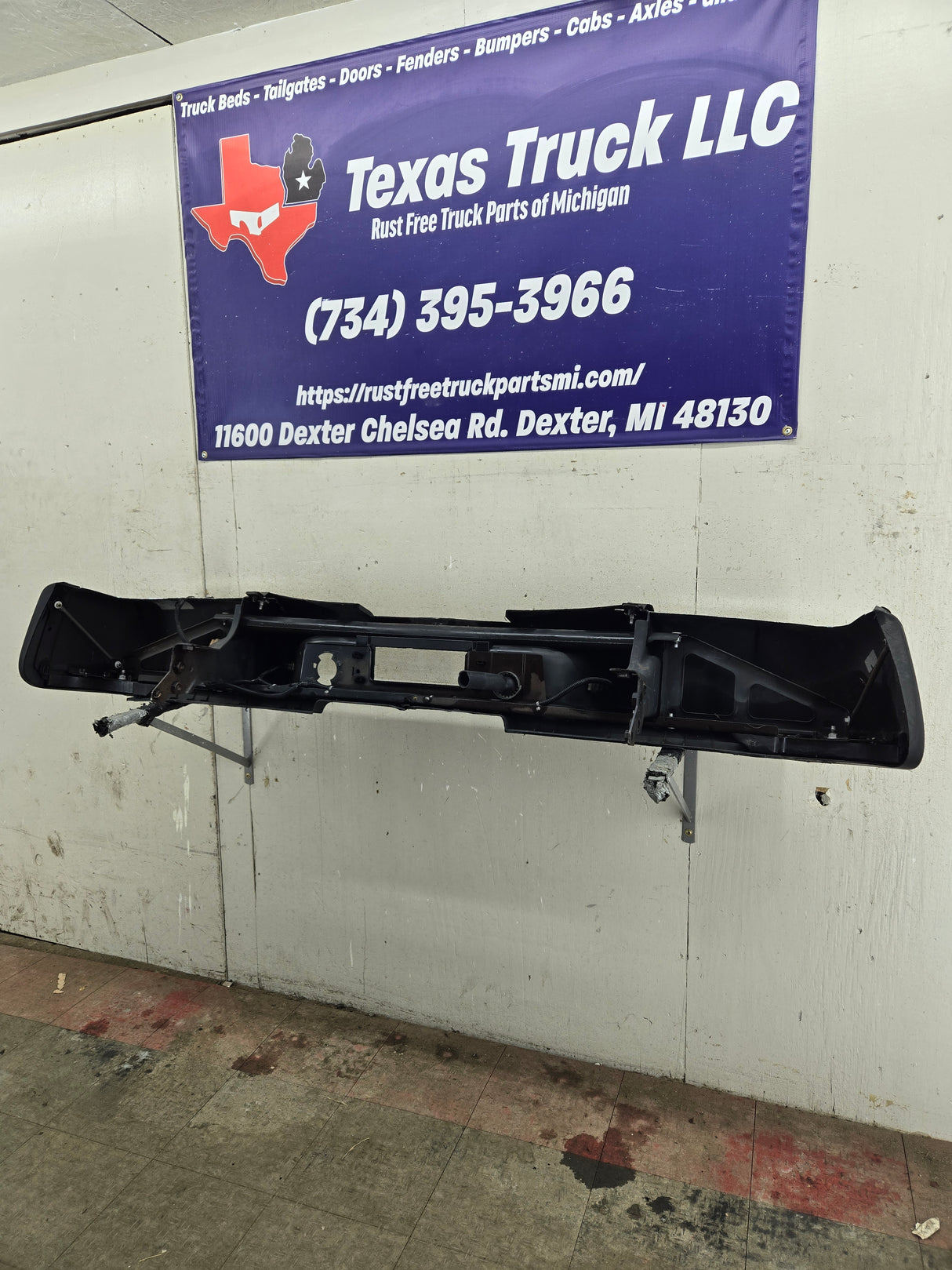 2011-2014 Chevrolet Silverado / GMC Sierra 2500 3500 HD Rear Bumper