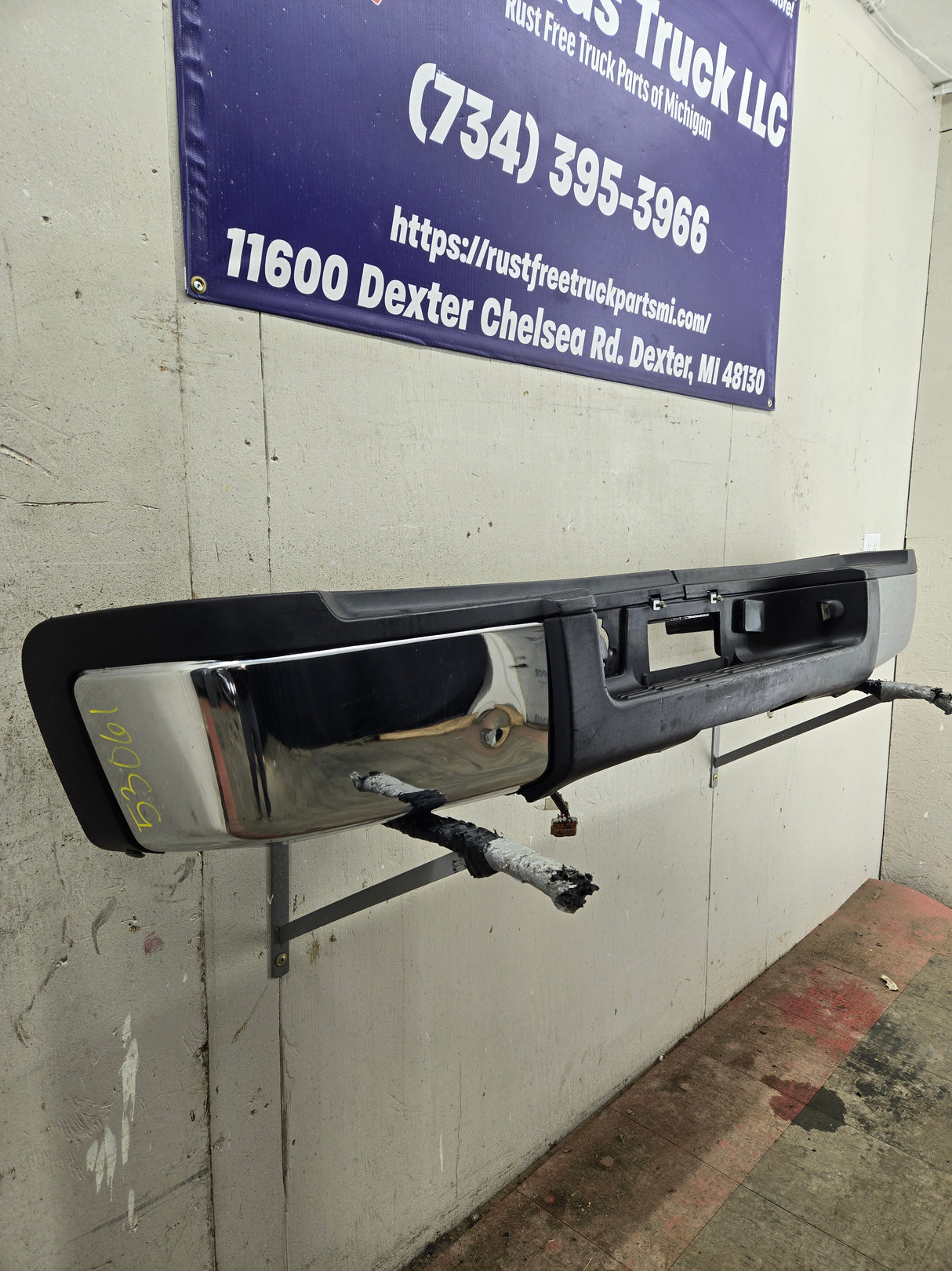 2011-2014 Chevrolet Silverado / GMC Sierra 2500 3500 HD Rear Bumper
