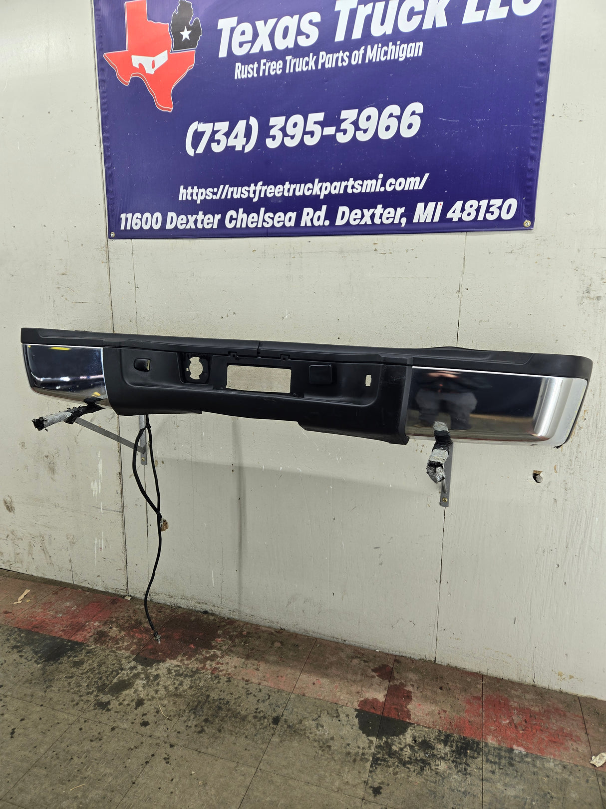 2007-2010 Chevrolet Silverado / GMC Sierra 2500 3500 HD Rear Bumper