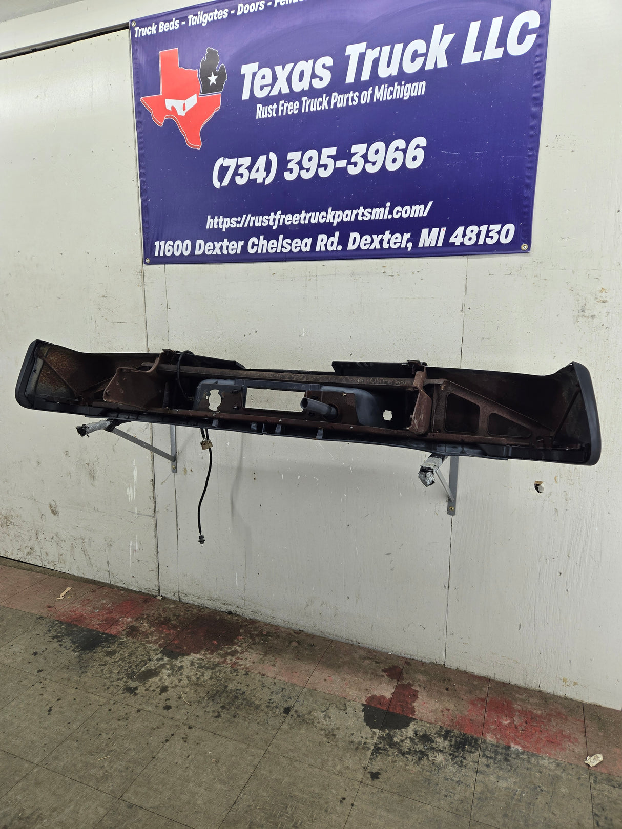 2007-2010 Chevrolet Silverado / GMC Sierra 2500 3500 HD Rear Bumper