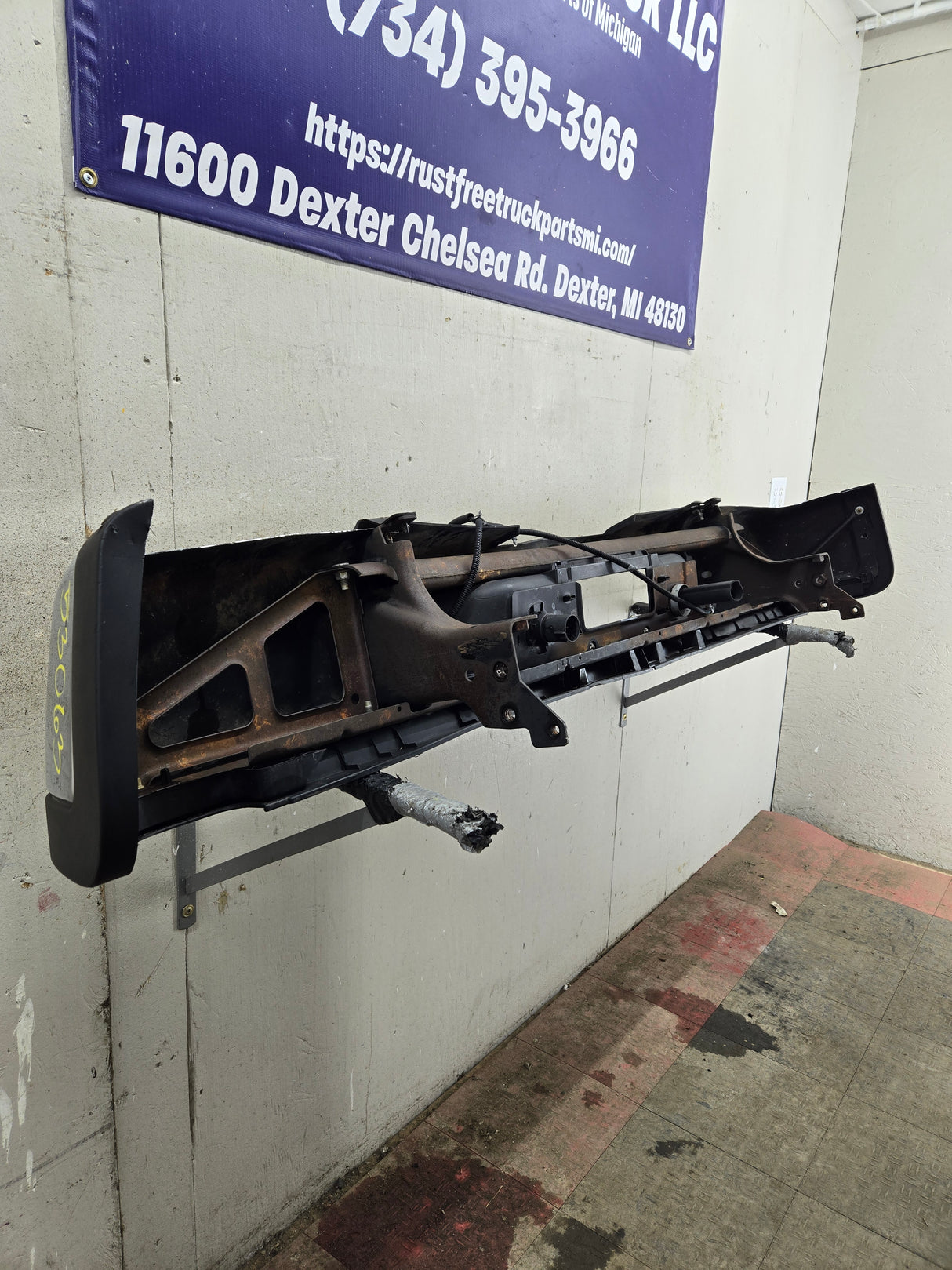 2011-2014 Chevrolet Silverado / GMC Sierra 2500 3500 HD Rear Bumper