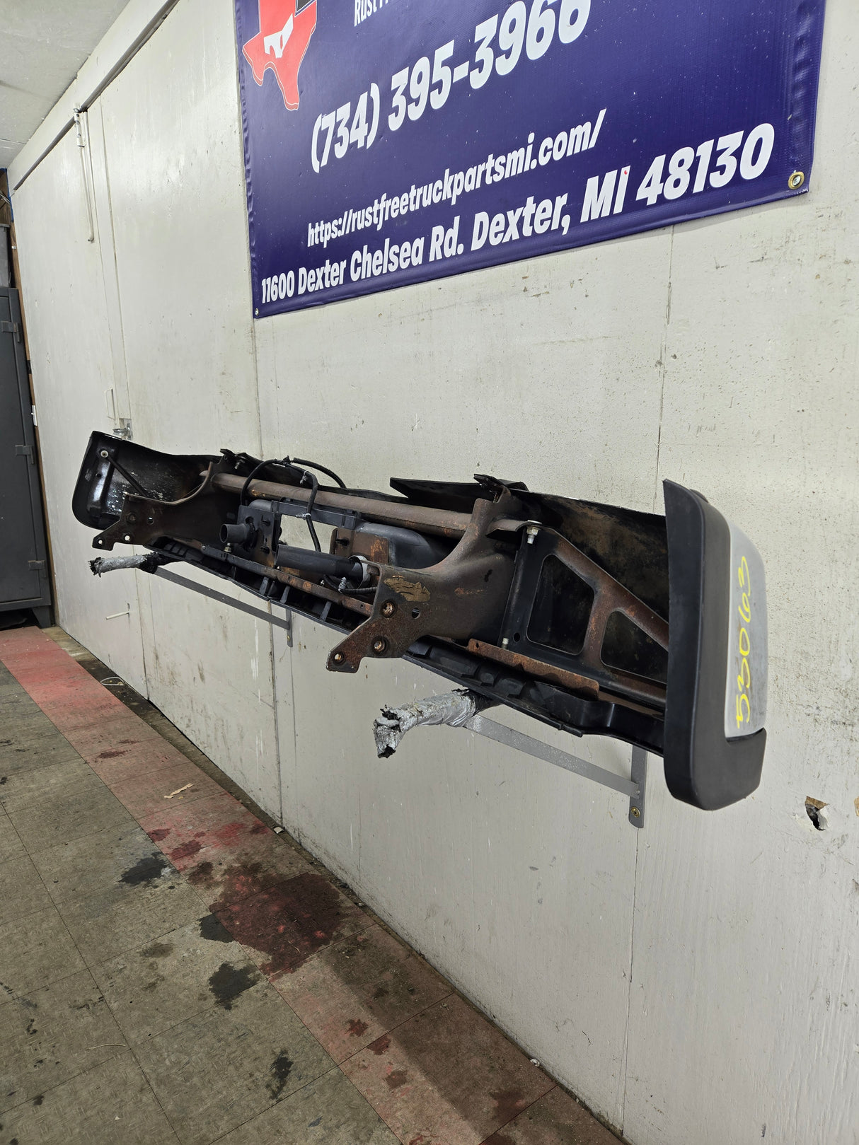 2011-2014 Chevrolet Silverado / GMC Sierra 2500 3500 HD Rear Bumper