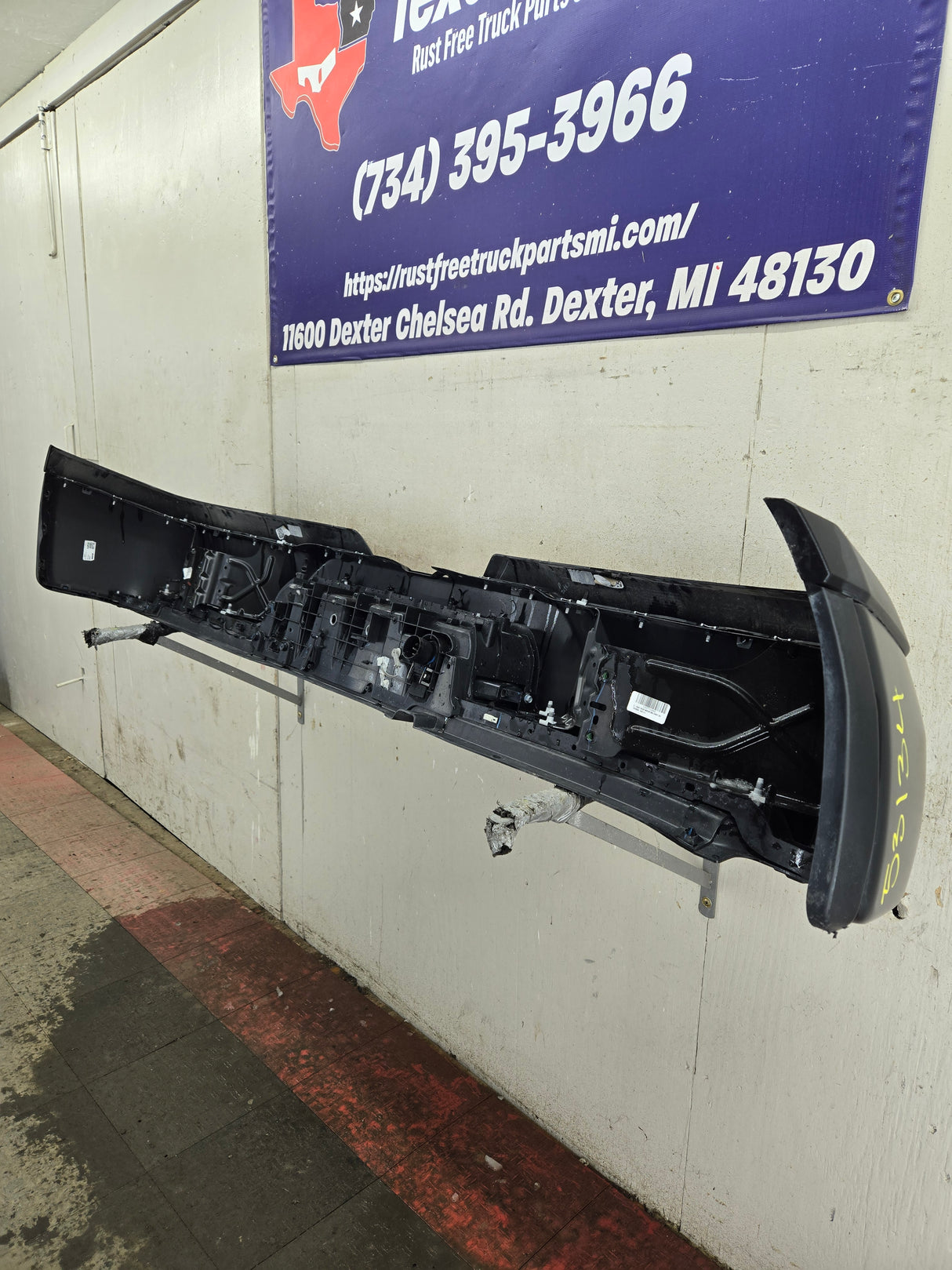 2019-2025 Dodge Ram 2500 3500 5th Gen Rear Bumper