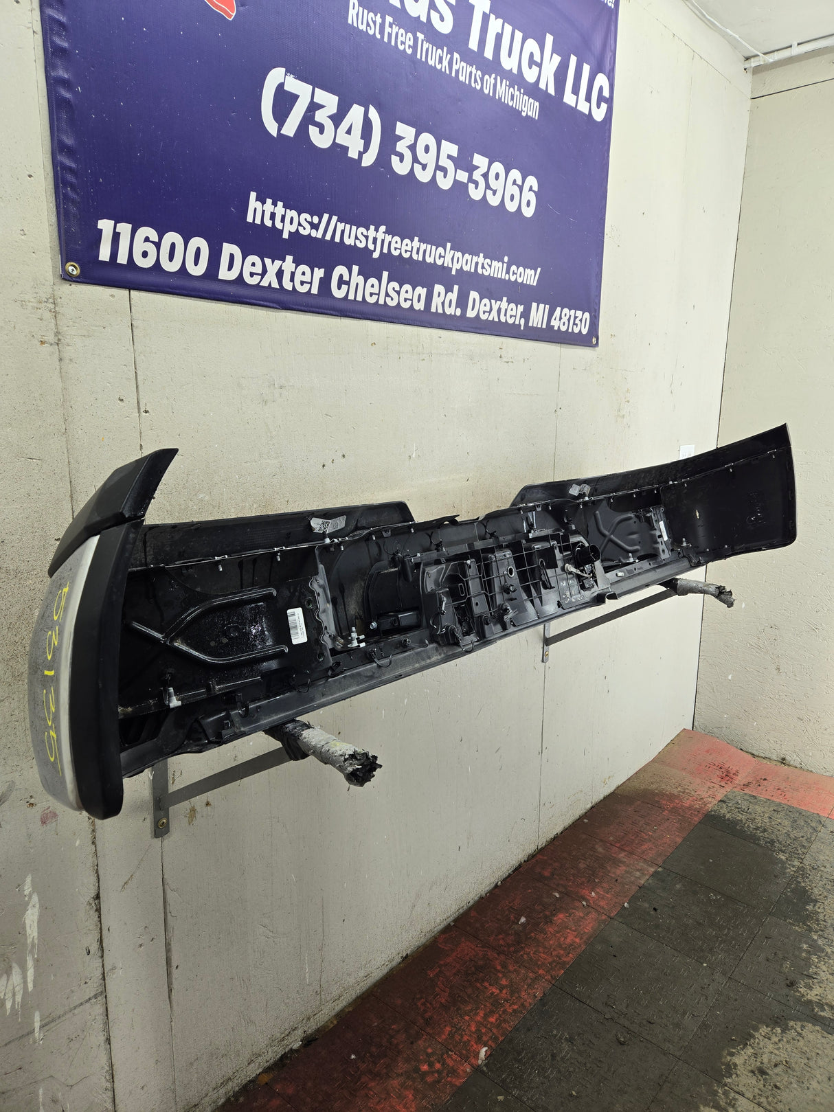 2019-2025 Dodge Ram 2500 3500 5th Gen Rear Bumper