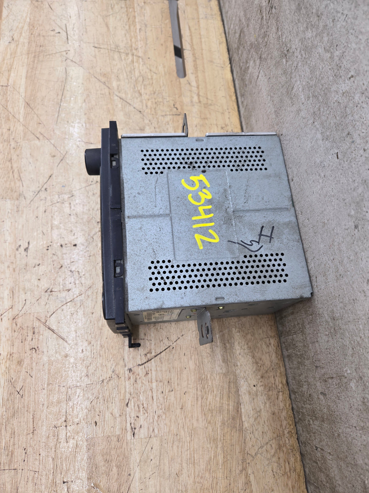 2005-2007 Ford Super Duty F250 F350 F450 F550 Factory Radio Head Unit AM/FM CD OEM 5C3T-18K810-AG