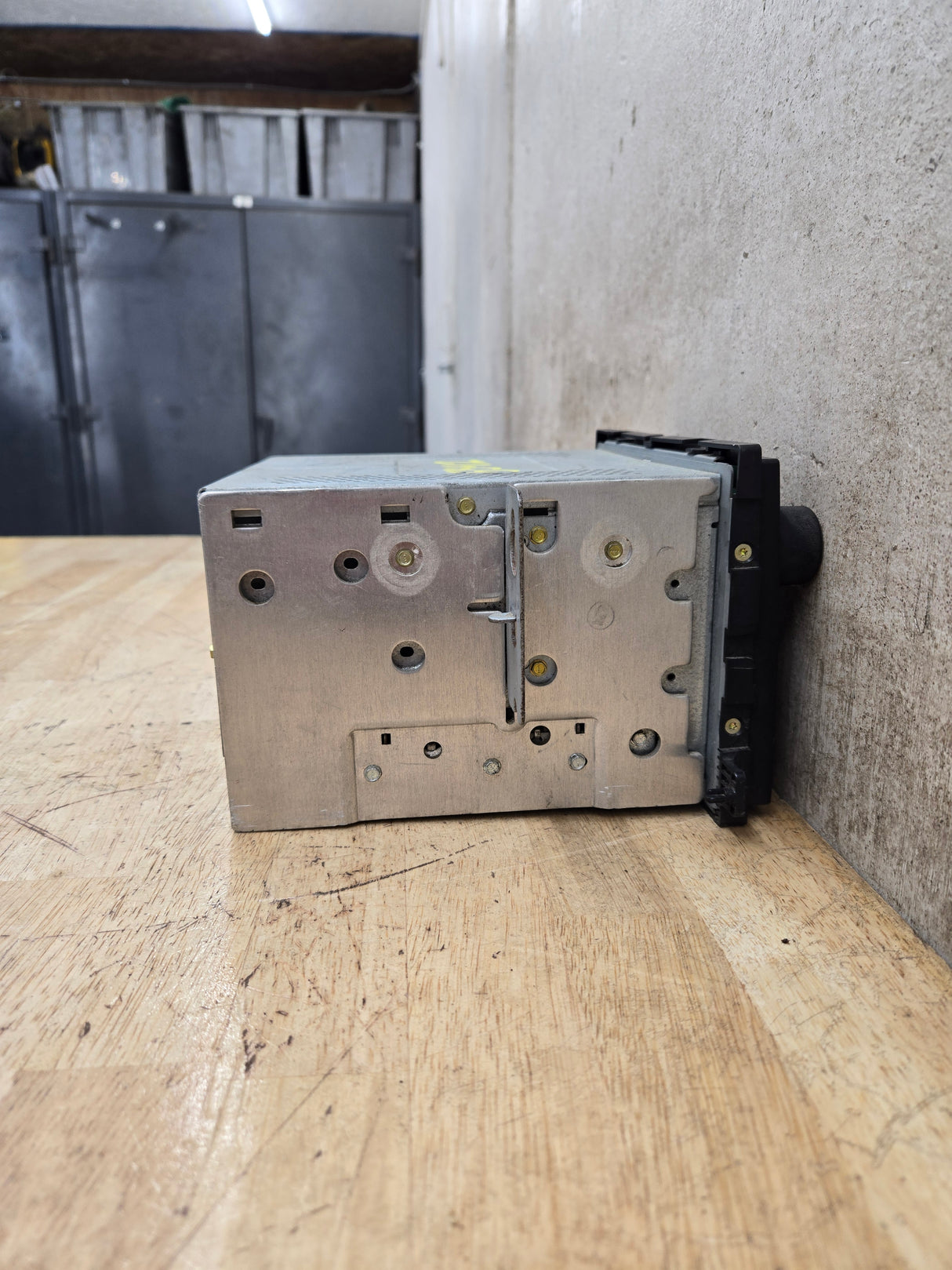 2005-2007 Ford Super Duty F250 F350 F450 F550 Factory Radio Head Unit AM/FM CD OEM 5C3T-18K810-AG